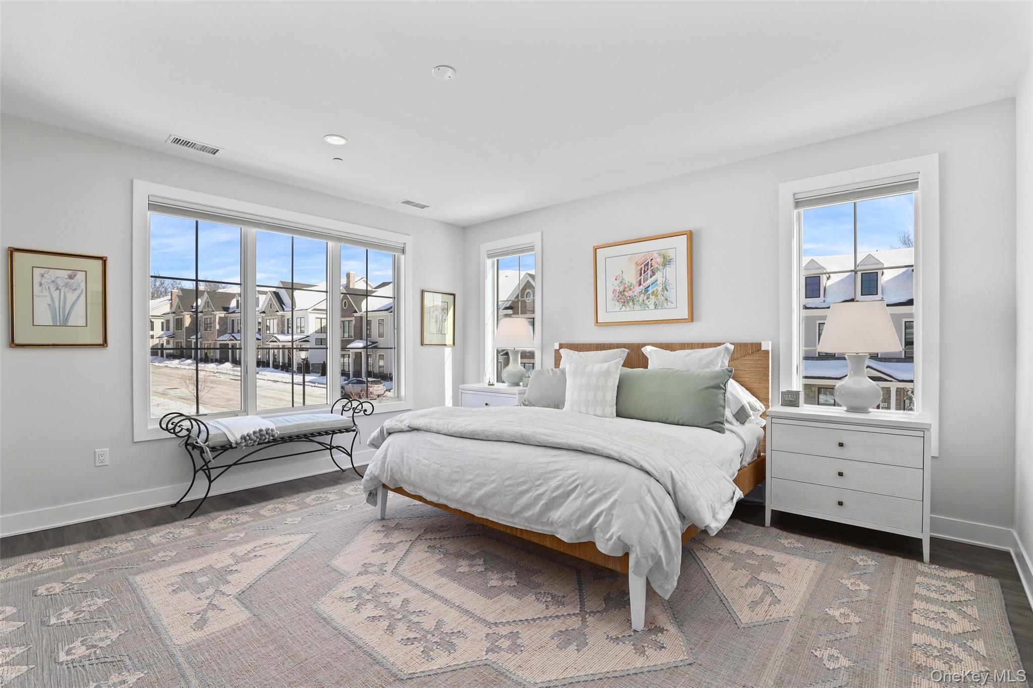 Condo Dewitt  Westchester County, NY 10514, MLS-986167-20