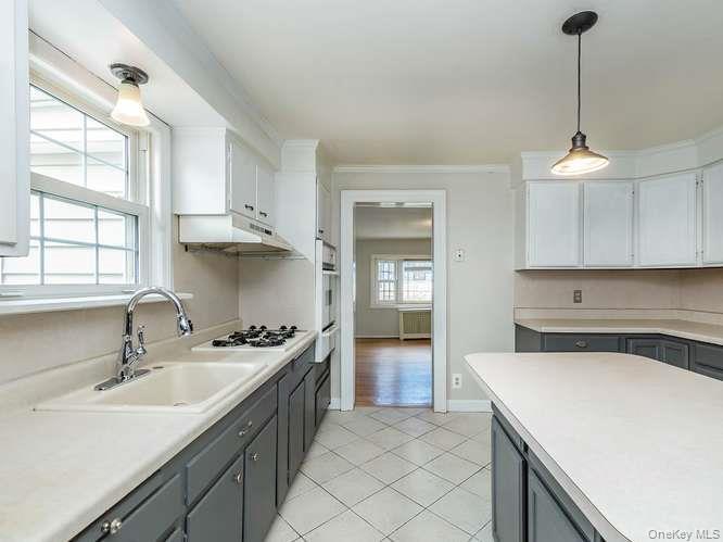 Single Family Grove Street Nassau County, NY 11547, MLS-986170-14
