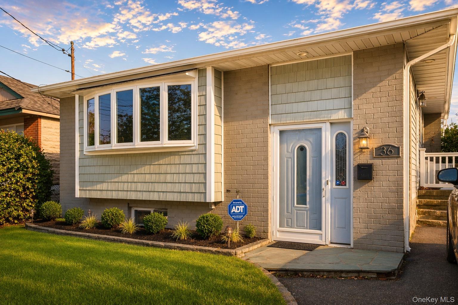 Single Family Elton  Nassau County, NY 11590, MLS-986190-2