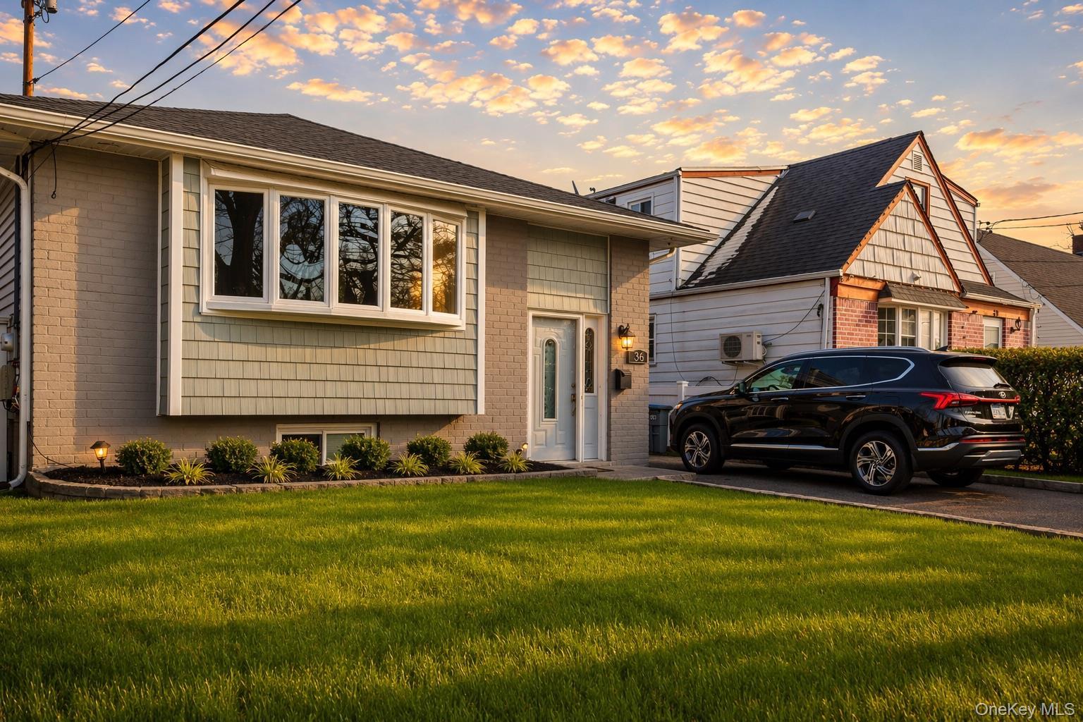 Single Family Elton  Nassau County, NY 11590, MLS-986190-3
