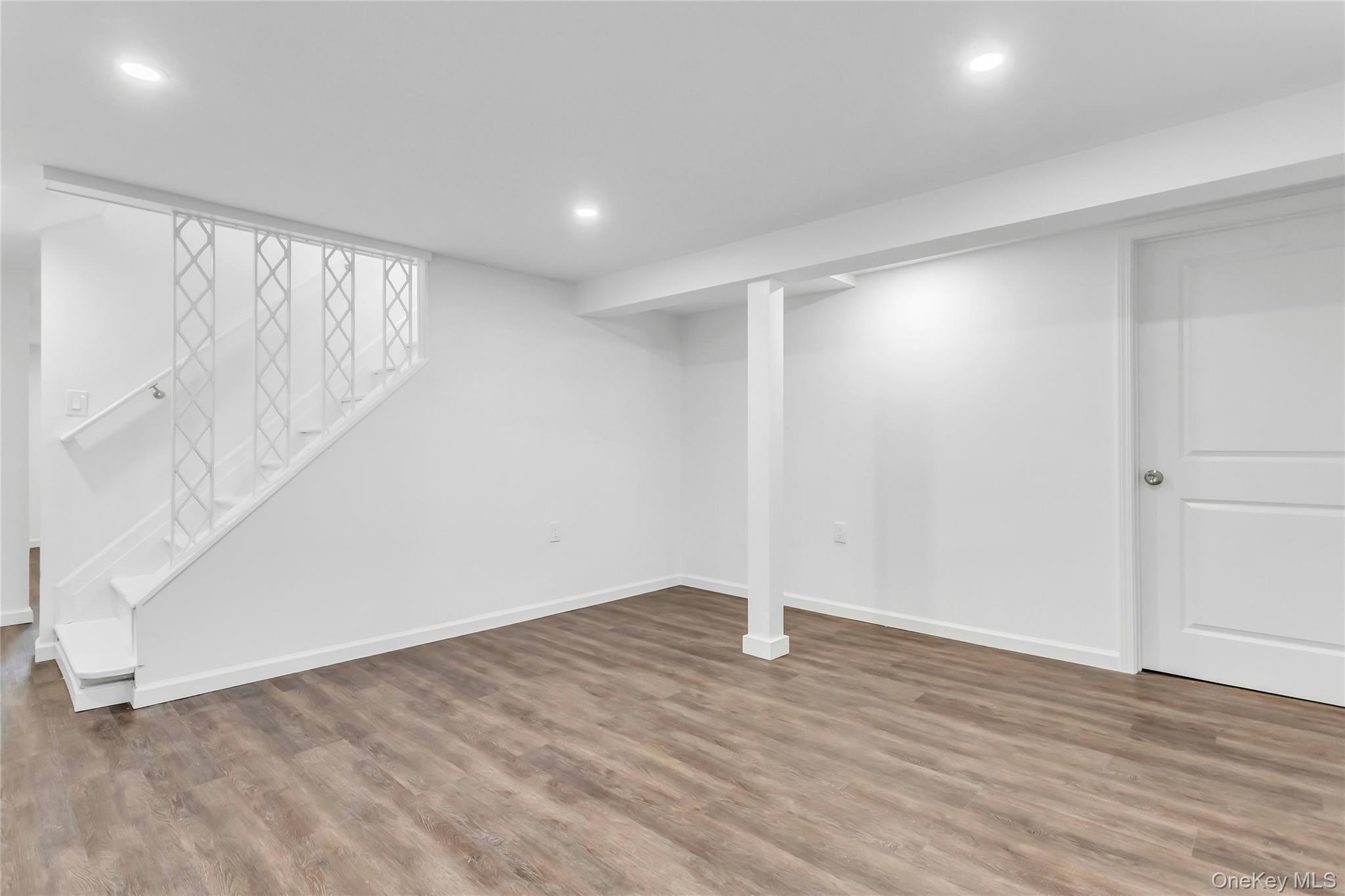 Single Family Windermere  Nassau County, NY 11010, MLS-986202-17