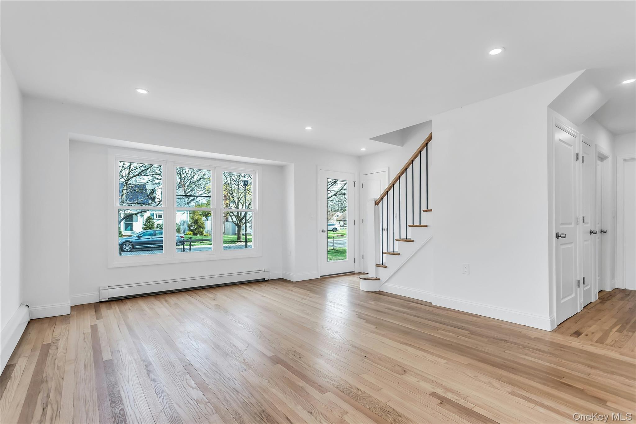 Single Family Windermere  Nassau County, NY 11010, MLS-986202-6