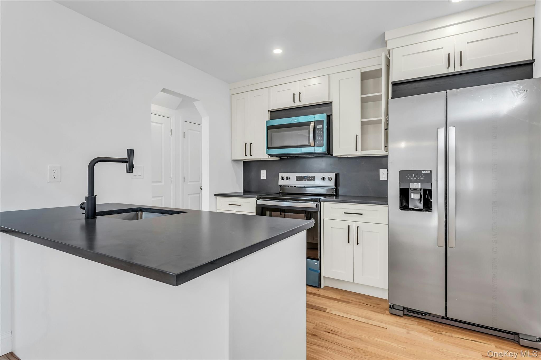 Single Family Windermere  Nassau County, NY 11010, MLS-986202-9