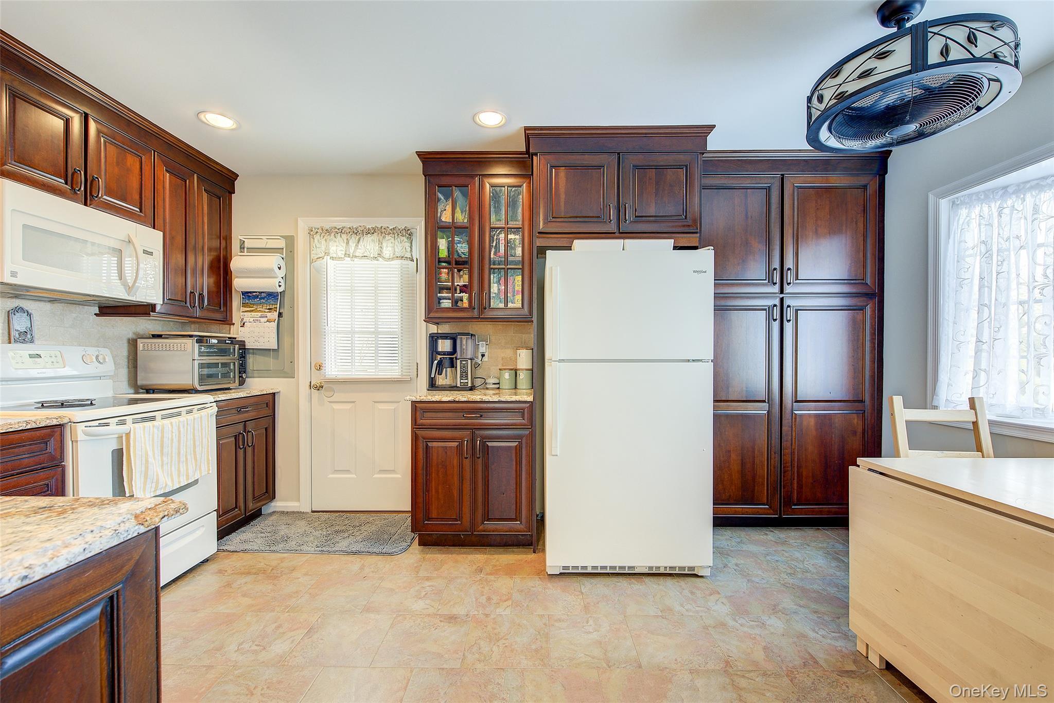 Single Family Crescent  Nassau County, NY 11756, MLS-986221-10