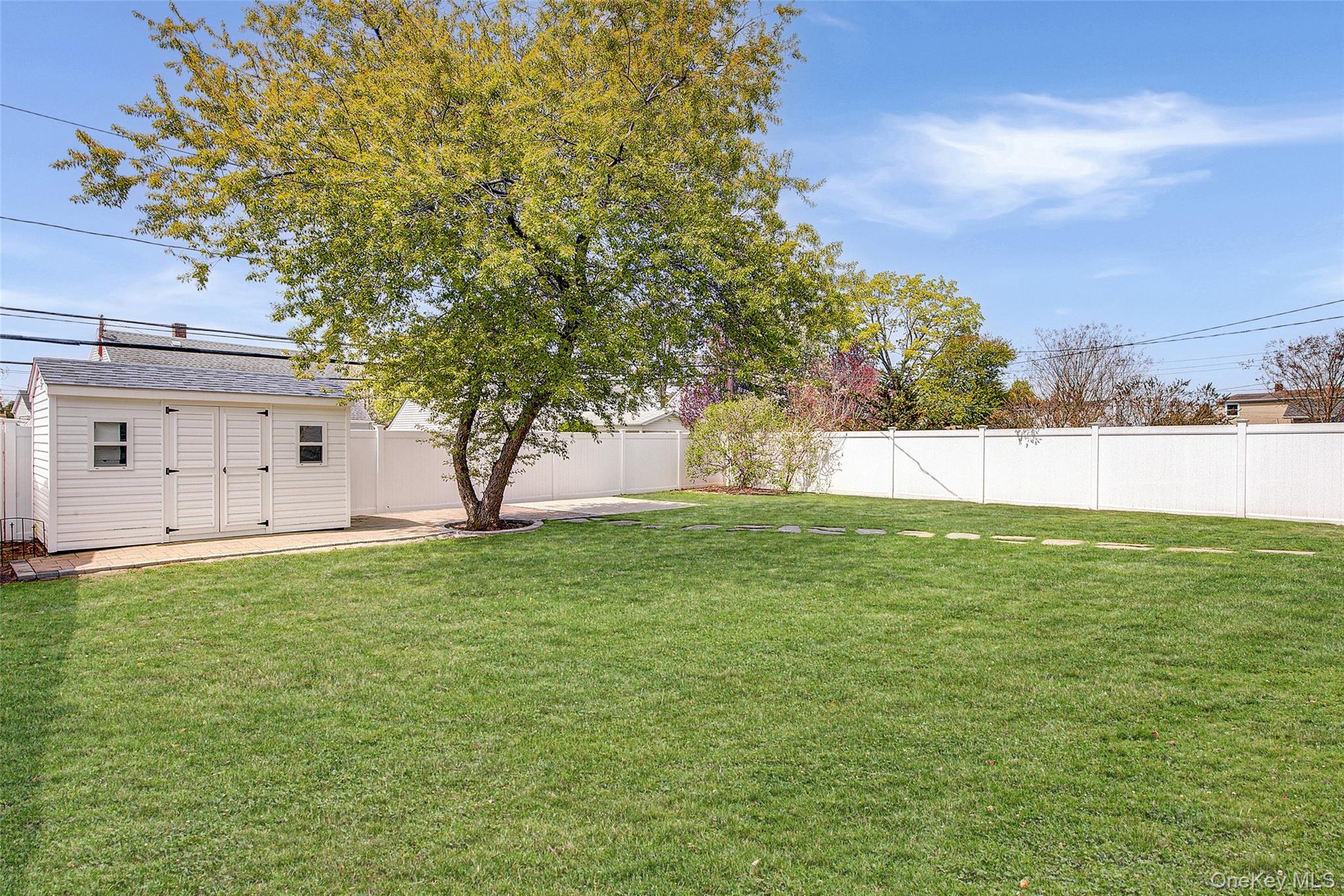 Single Family Crescent  Nassau County, NY 11756, MLS-986221-42