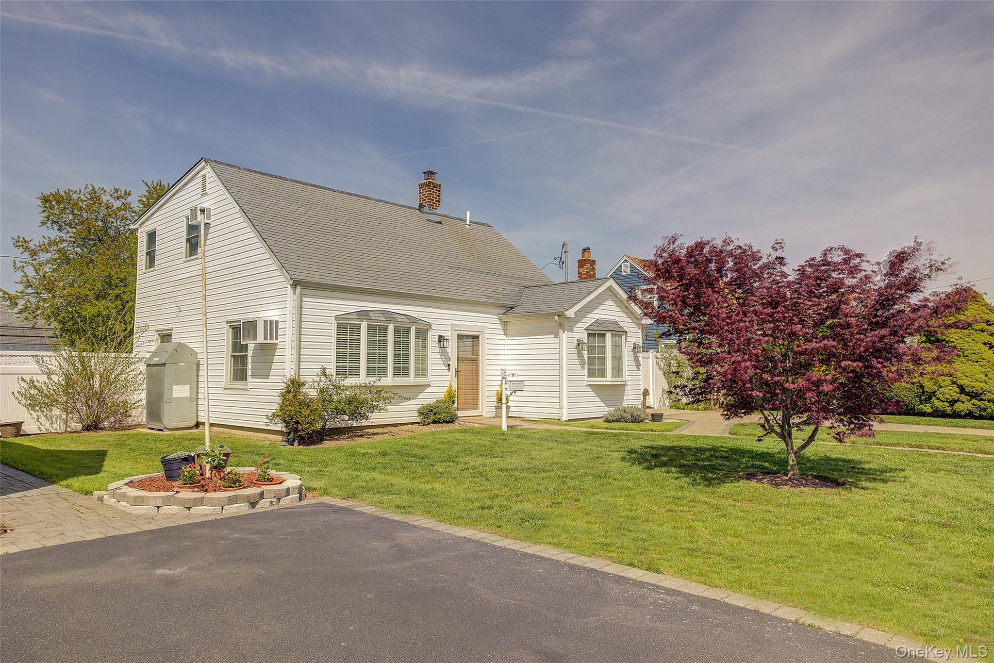Single Family Crescent  Nassau County, NY 11756, MLS-986221-47