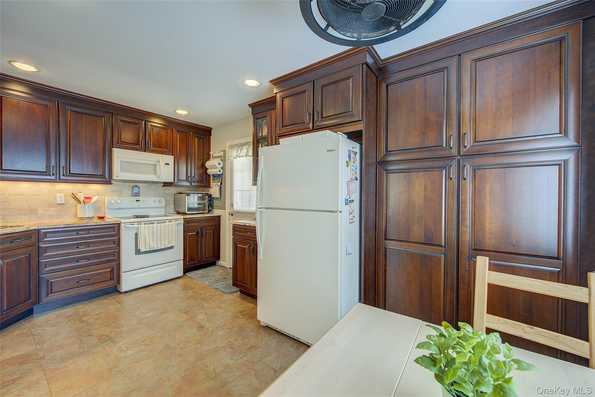 Single Family Crescent  Nassau County, NY 11756, MLS-986221-9