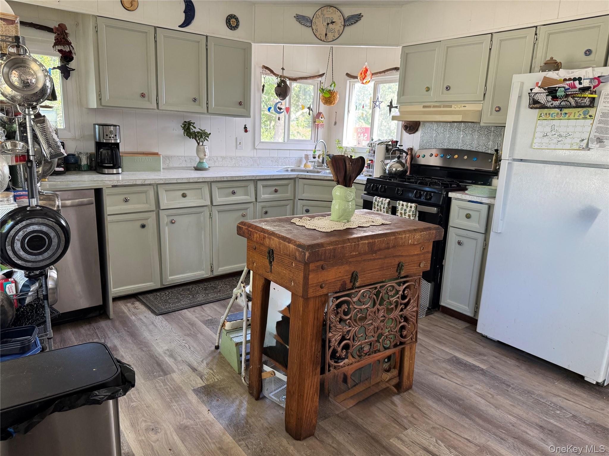 Single Family River Road  Suffolk County, NY 11933, MLS-986224-12