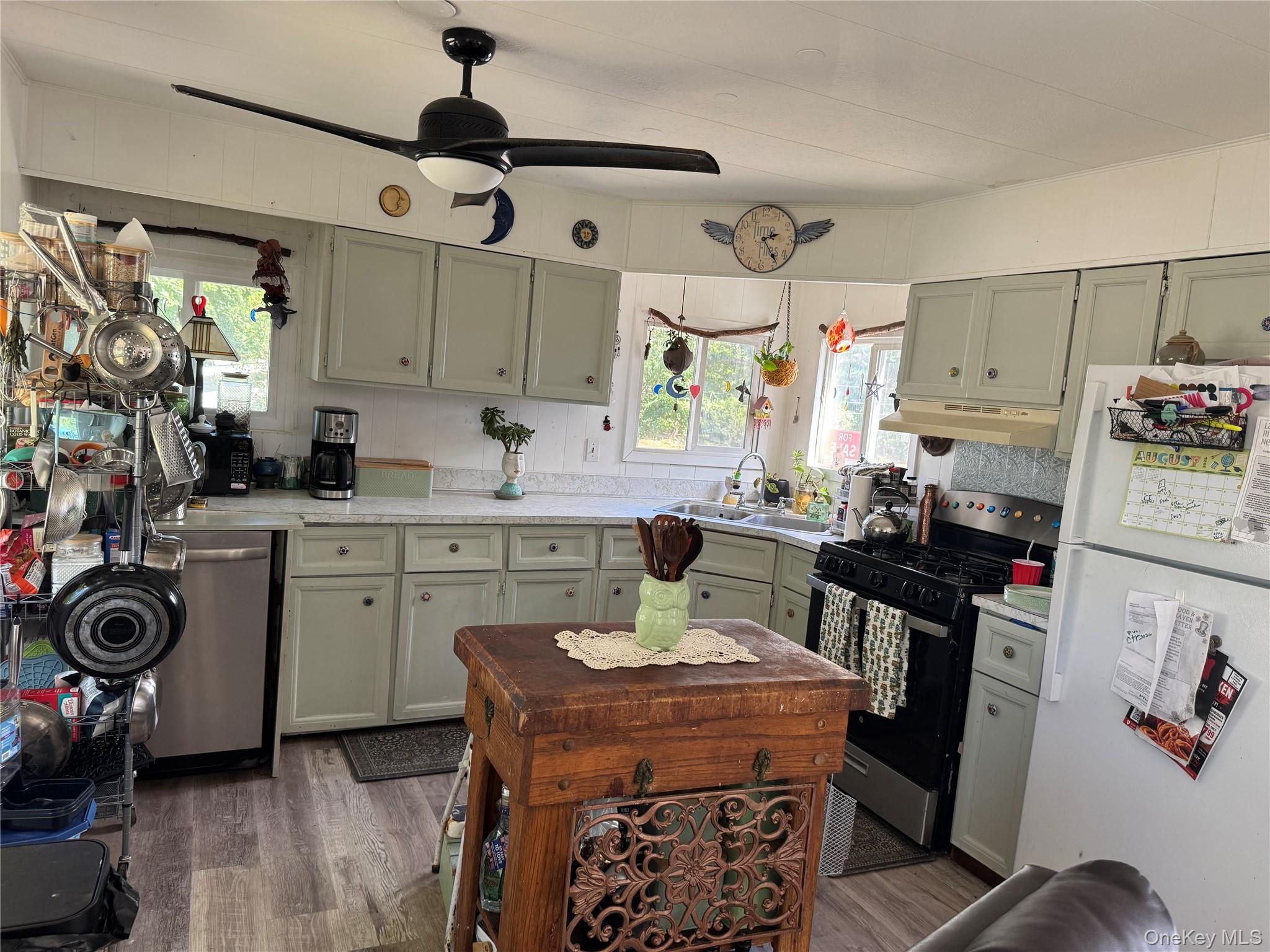 Single Family River Road  Suffolk County, NY 11933, MLS-986224-9