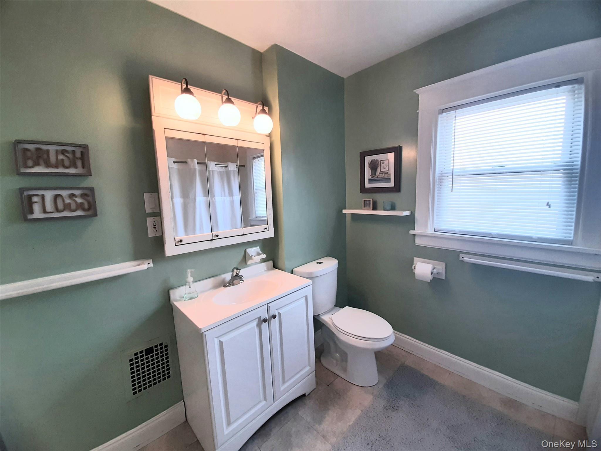 Single Family Hooker  Dutchess County, NY 12603, MLS-986227-12