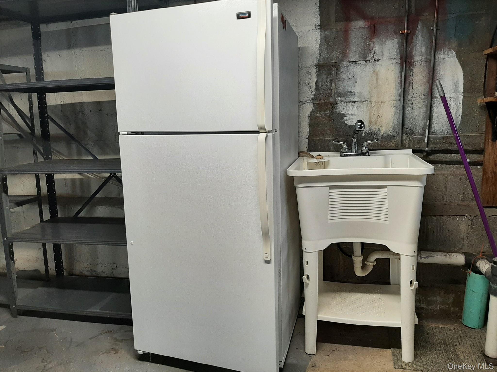 Single Family Hooker  Dutchess County, NY 12603, MLS-986227-20