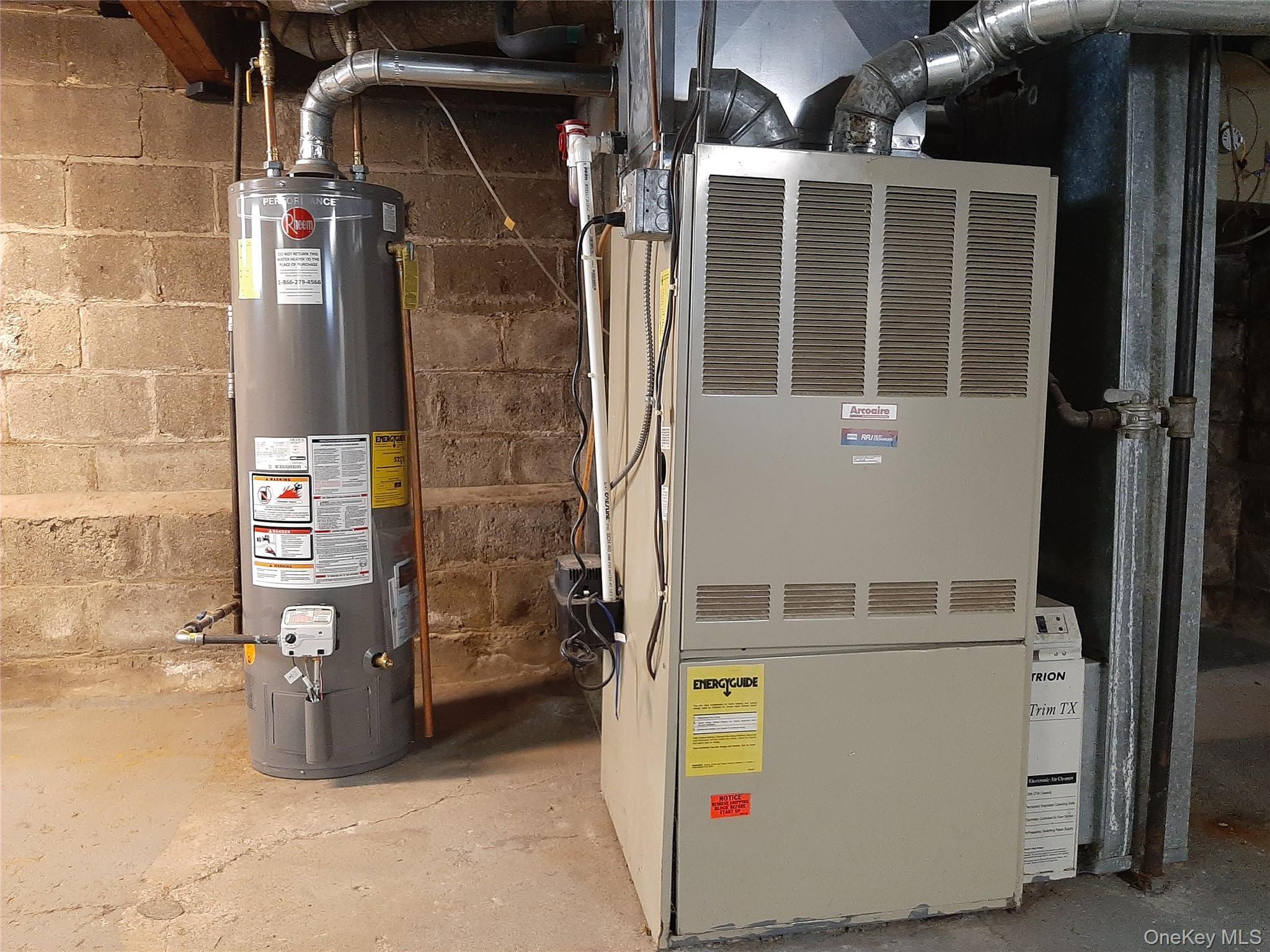 Single Family Hooker  Dutchess County, NY 12603, MLS-986227-21