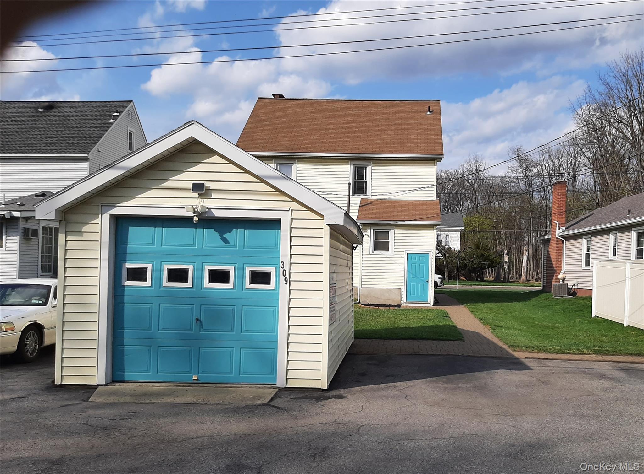 Single Family Hooker  Dutchess County, NY 12603, MLS-986227-24