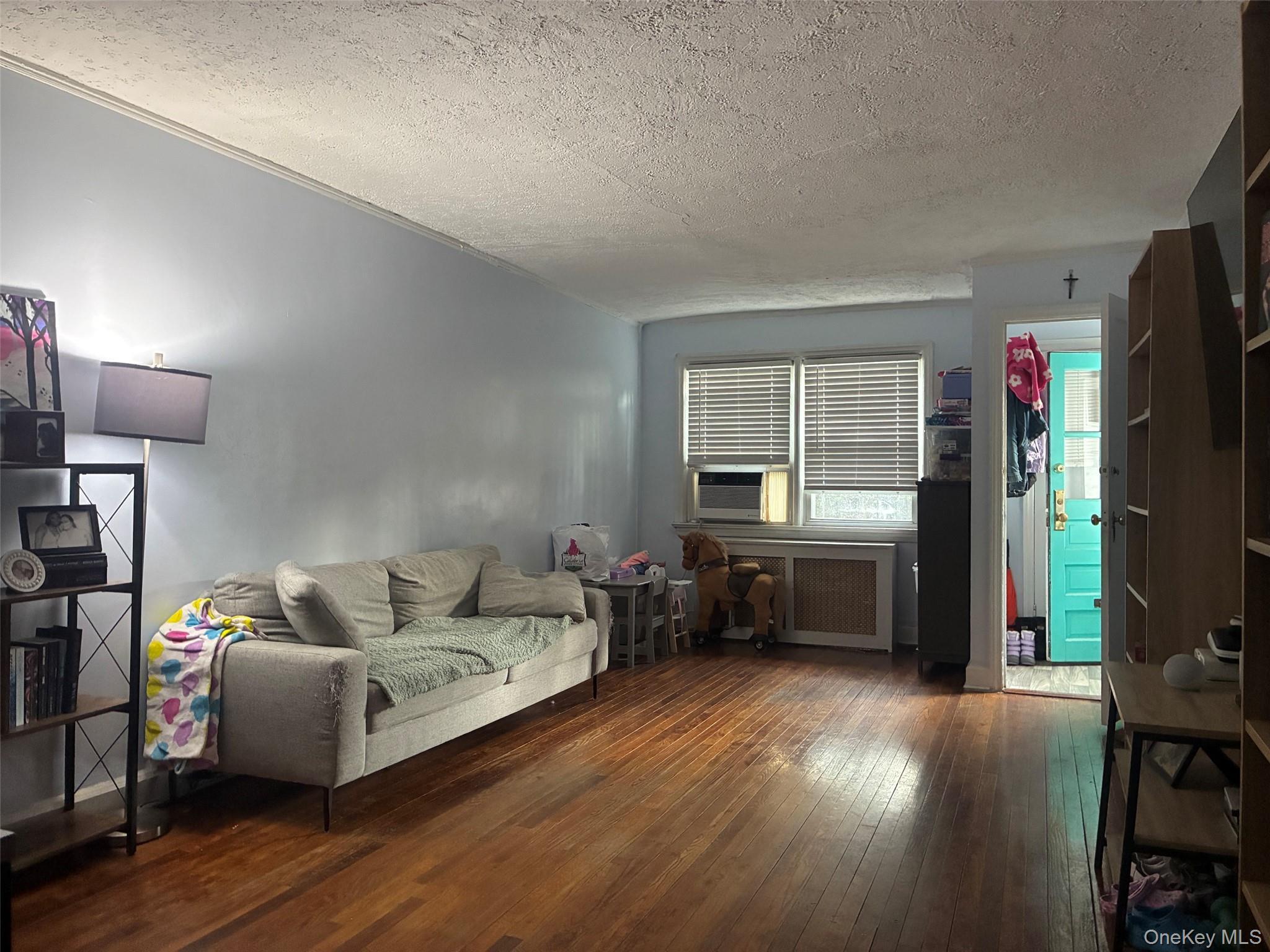 Single Family Tomlinson Bronx, NY 10461, MLS-986233-14