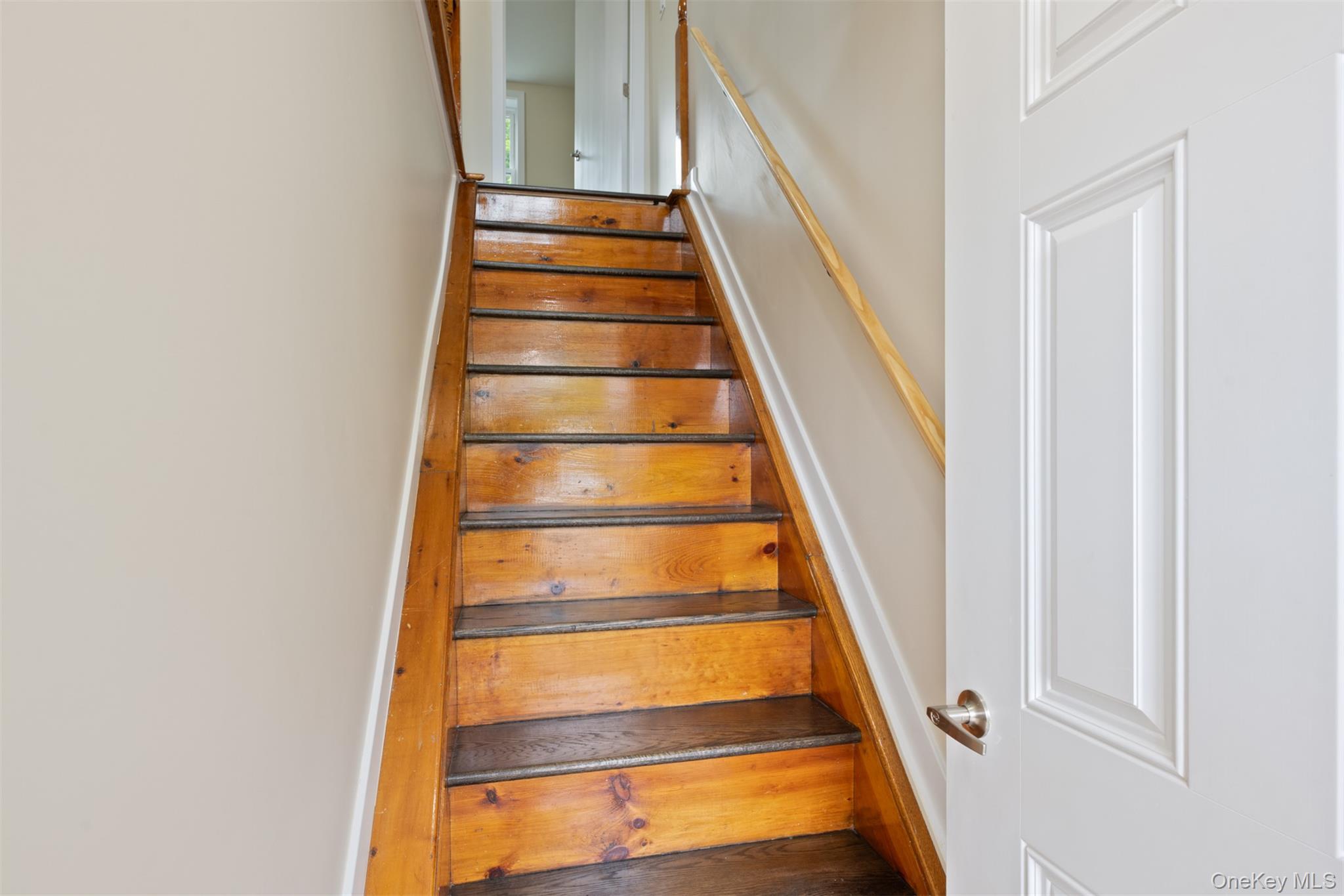 Single Family Ash  Rockland County, NY 10968, MLS-986246-2