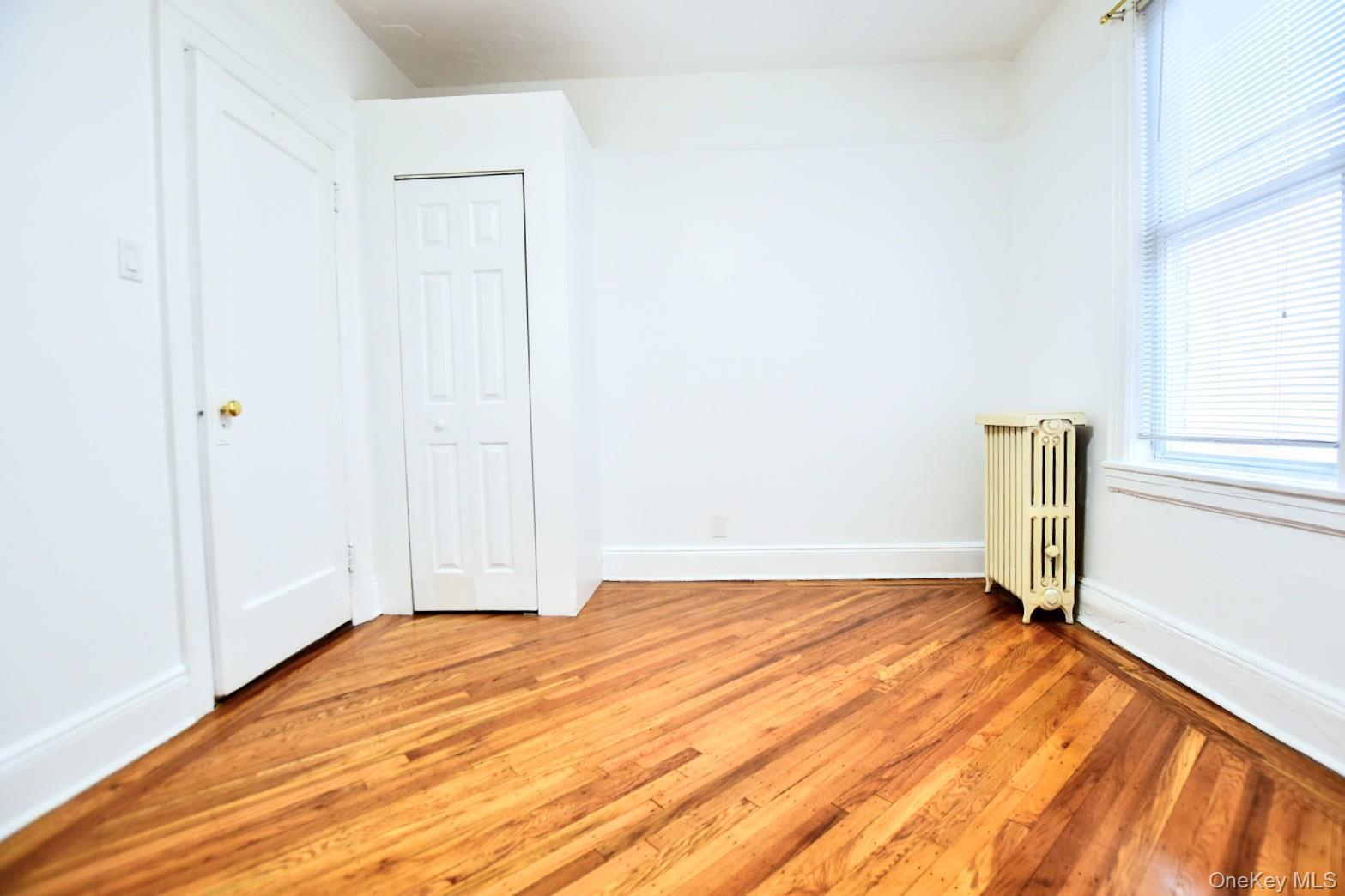 Single Family 21st Drive  Queens, NY 11105, MLS-986255-37