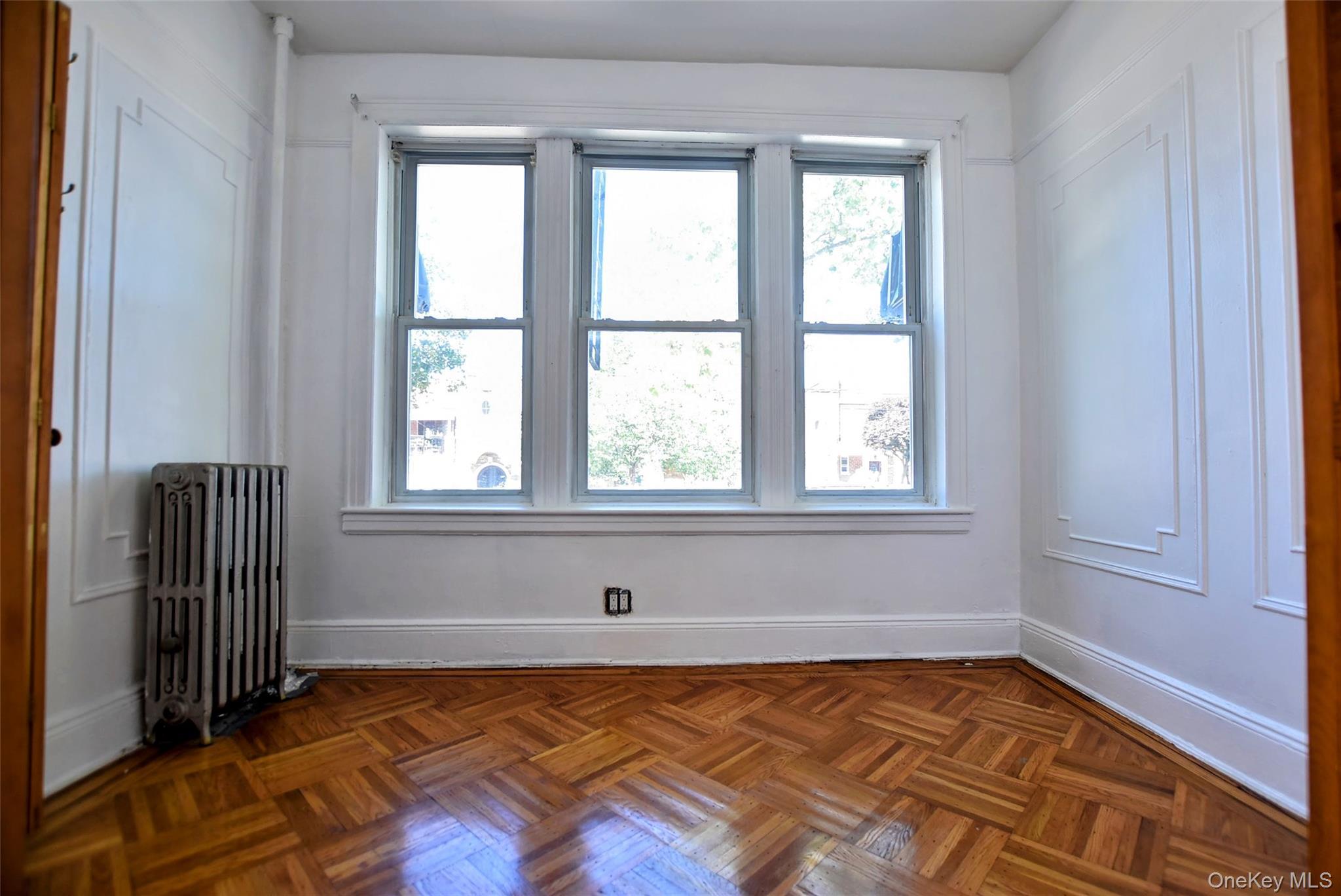 Single Family 21st Drive  Queens, NY 11105, MLS-986255-6