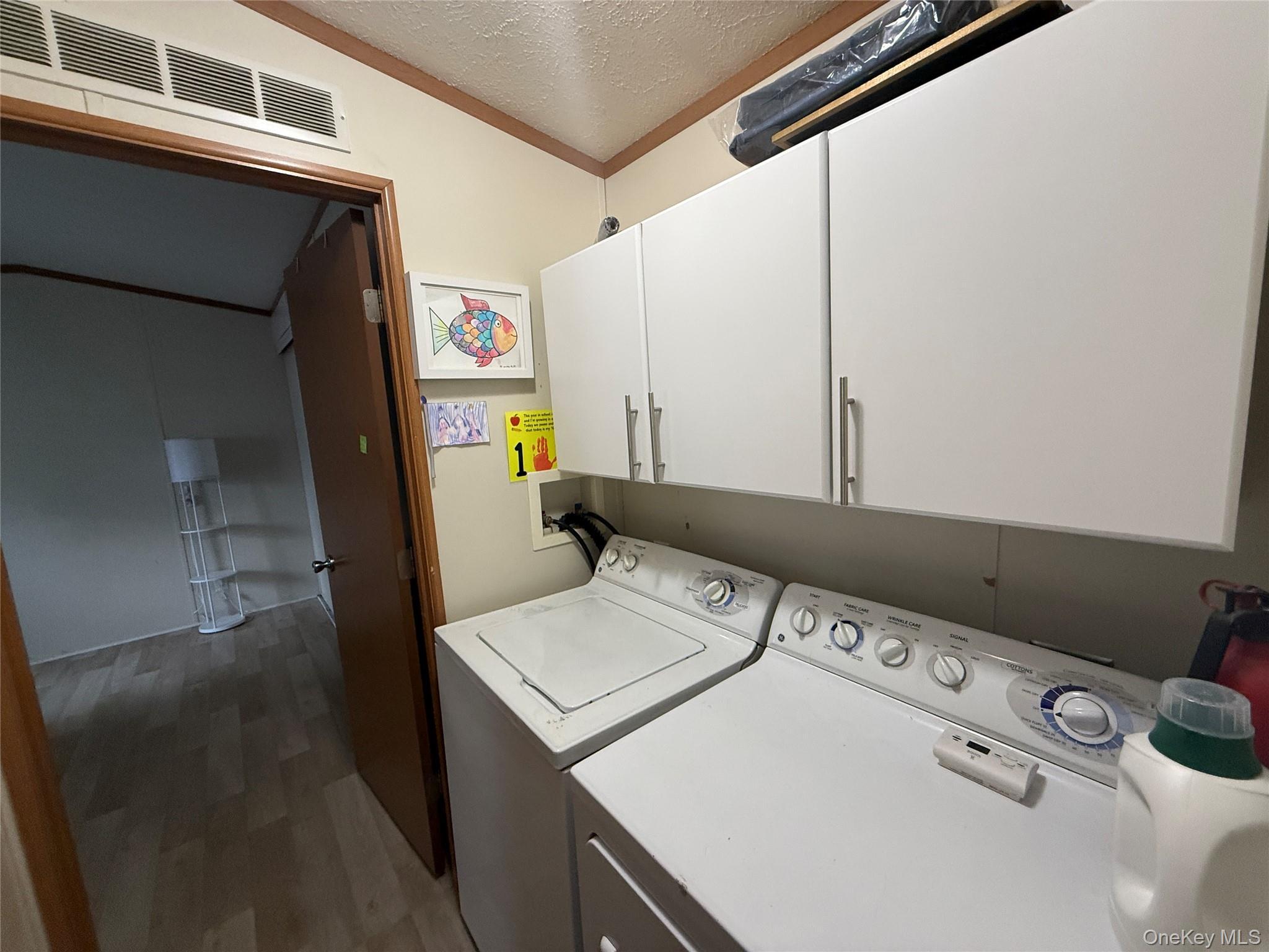 Single Family Sandgate  Orange County, NY 12553, MLS-986257-16