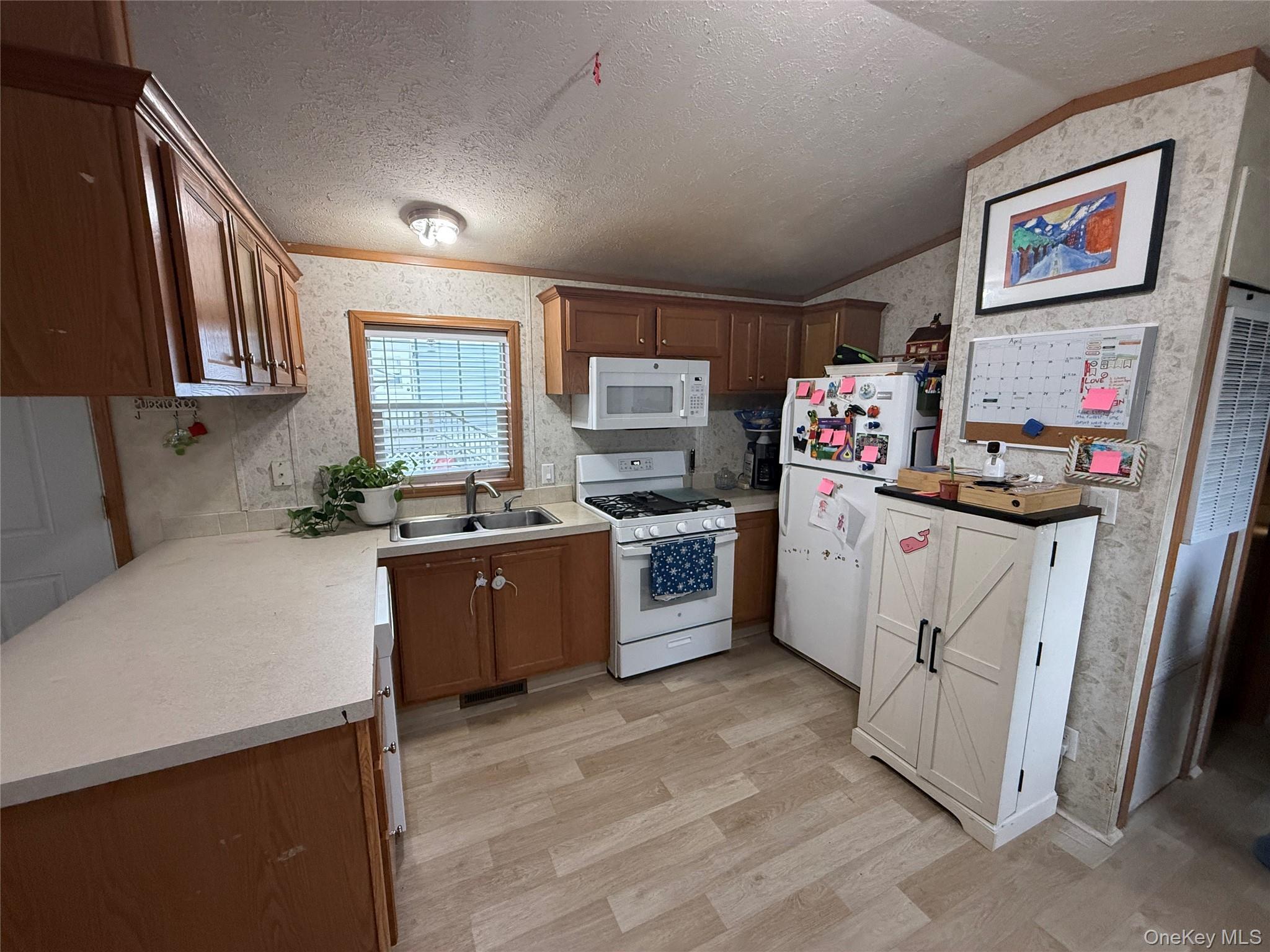 Single Family Sandgate  Orange County, NY 12553, MLS-986257-2
