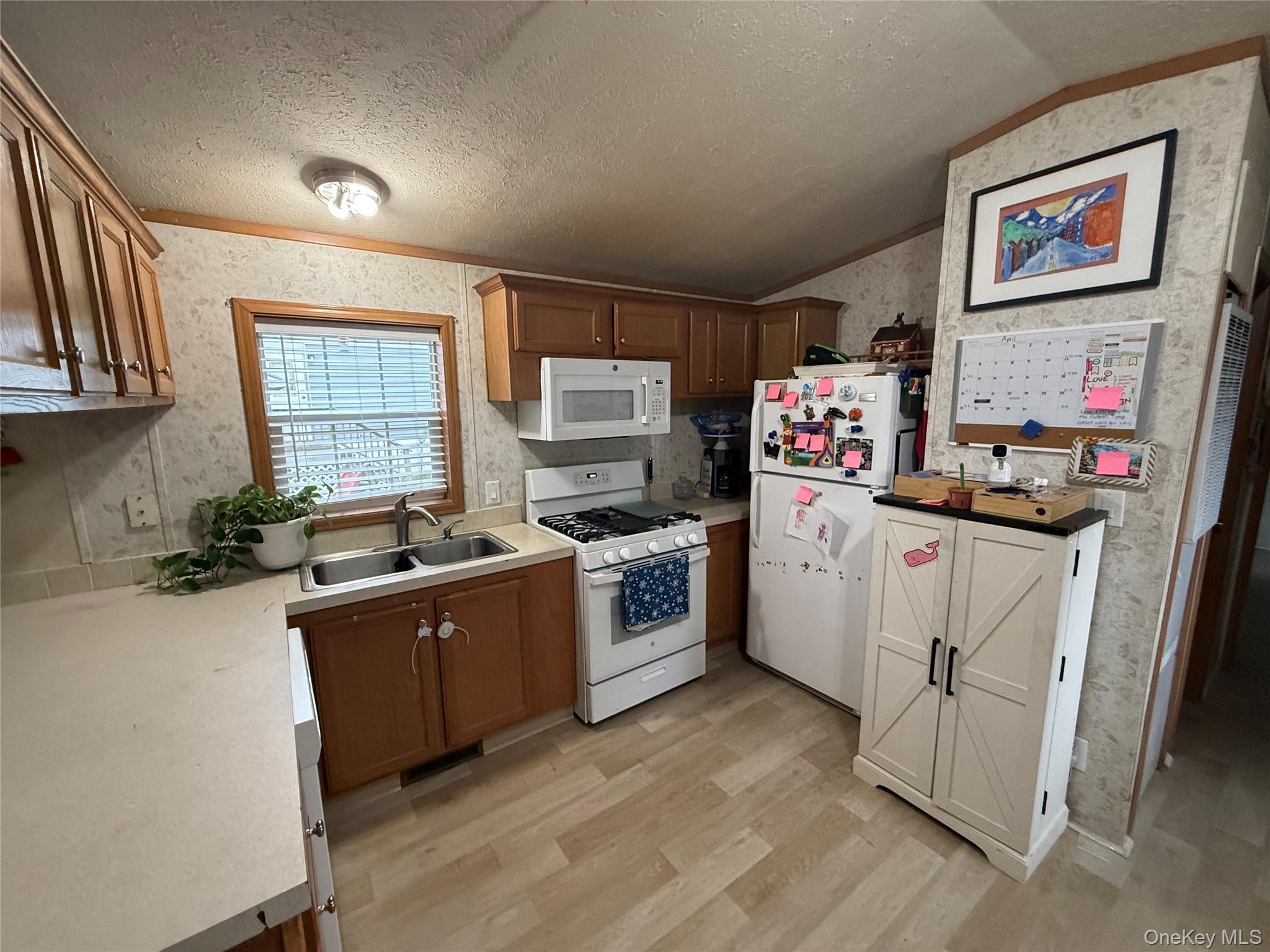 Single Family Sandgate  Orange County, NY 12553, MLS-986257-3