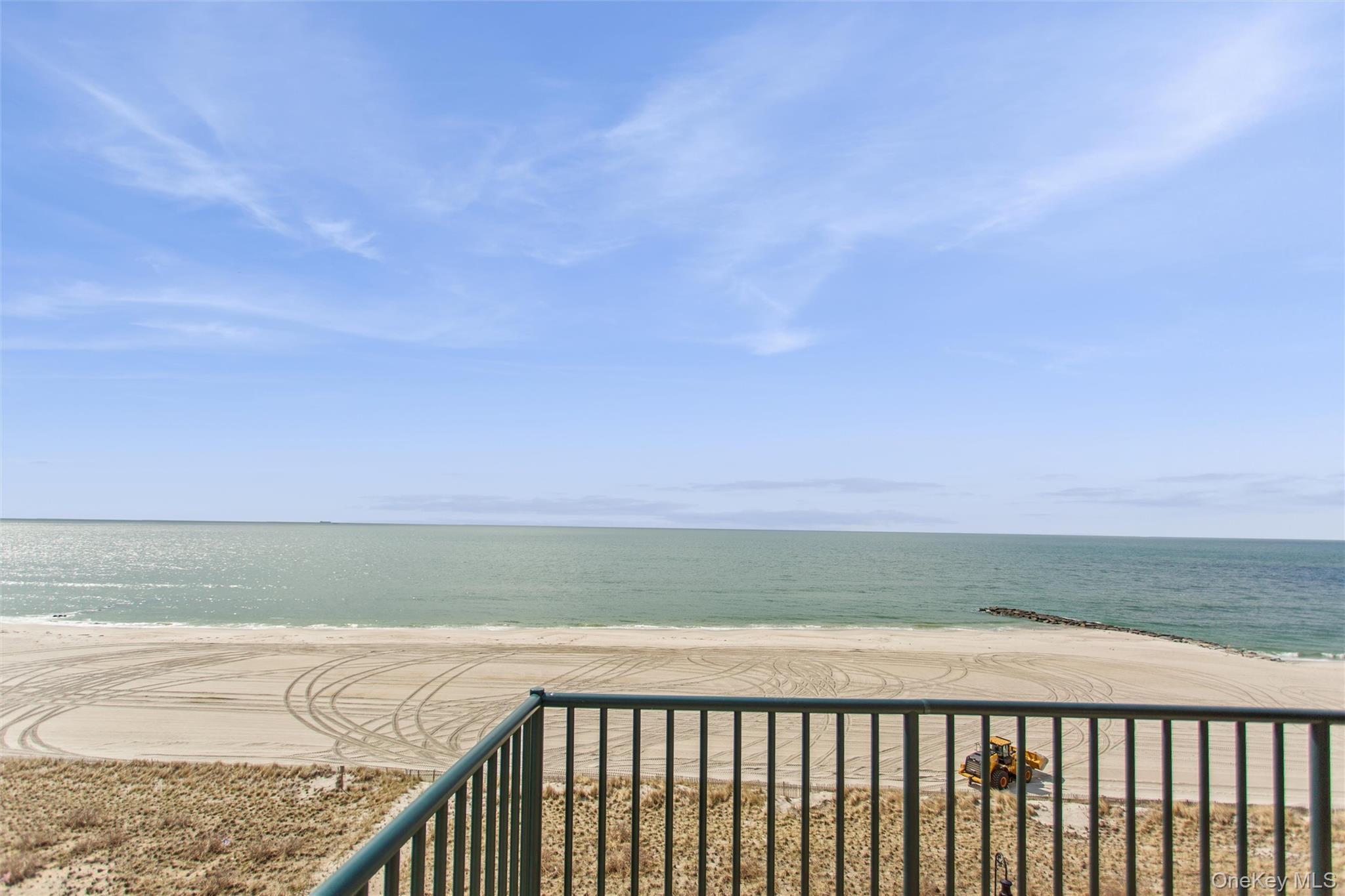 Condo Broadway  Nassau County, NY 11561, MLS-986288-20