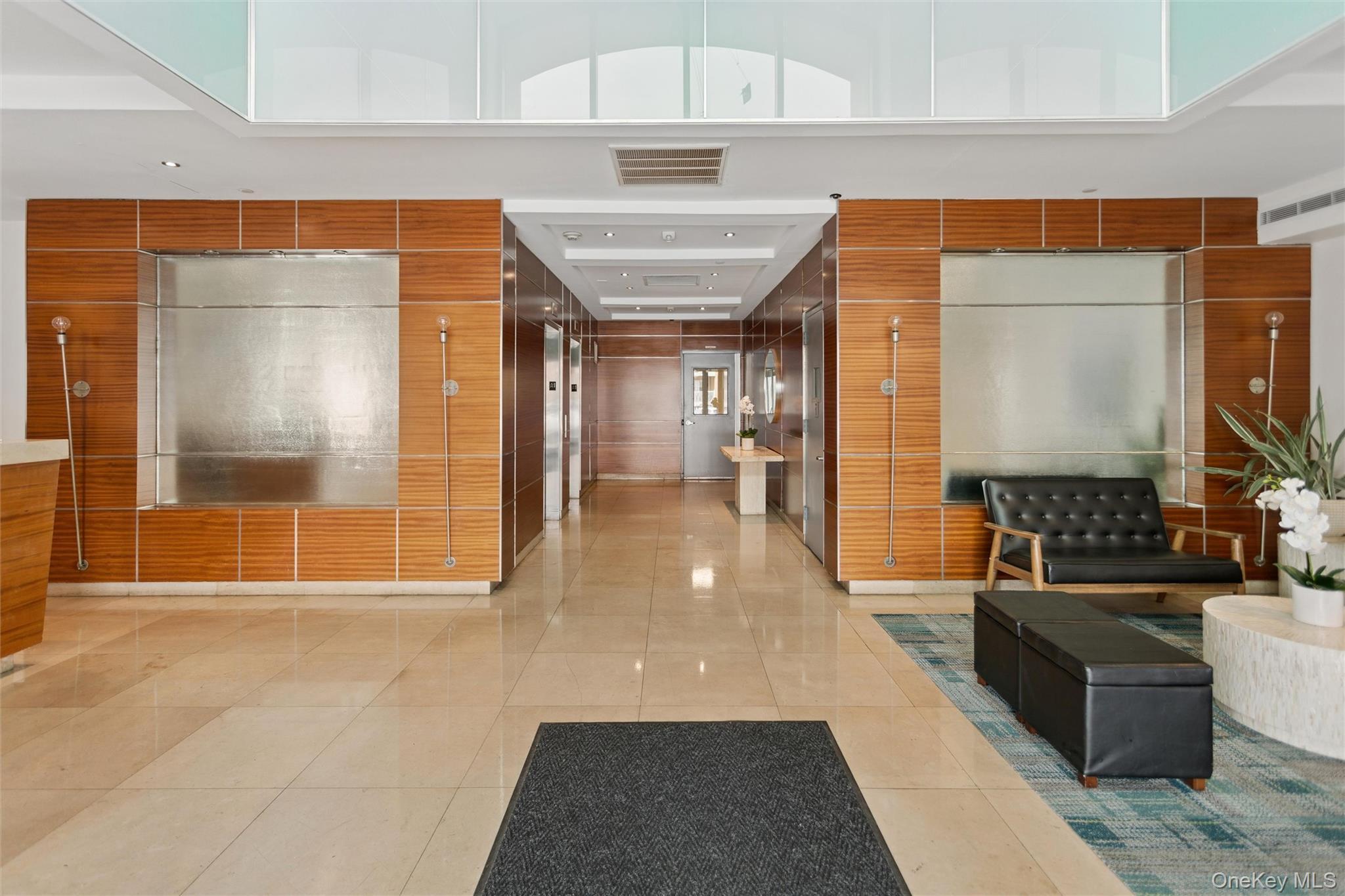 Condo Broadway  Nassau County, NY 11561, MLS-986288-22