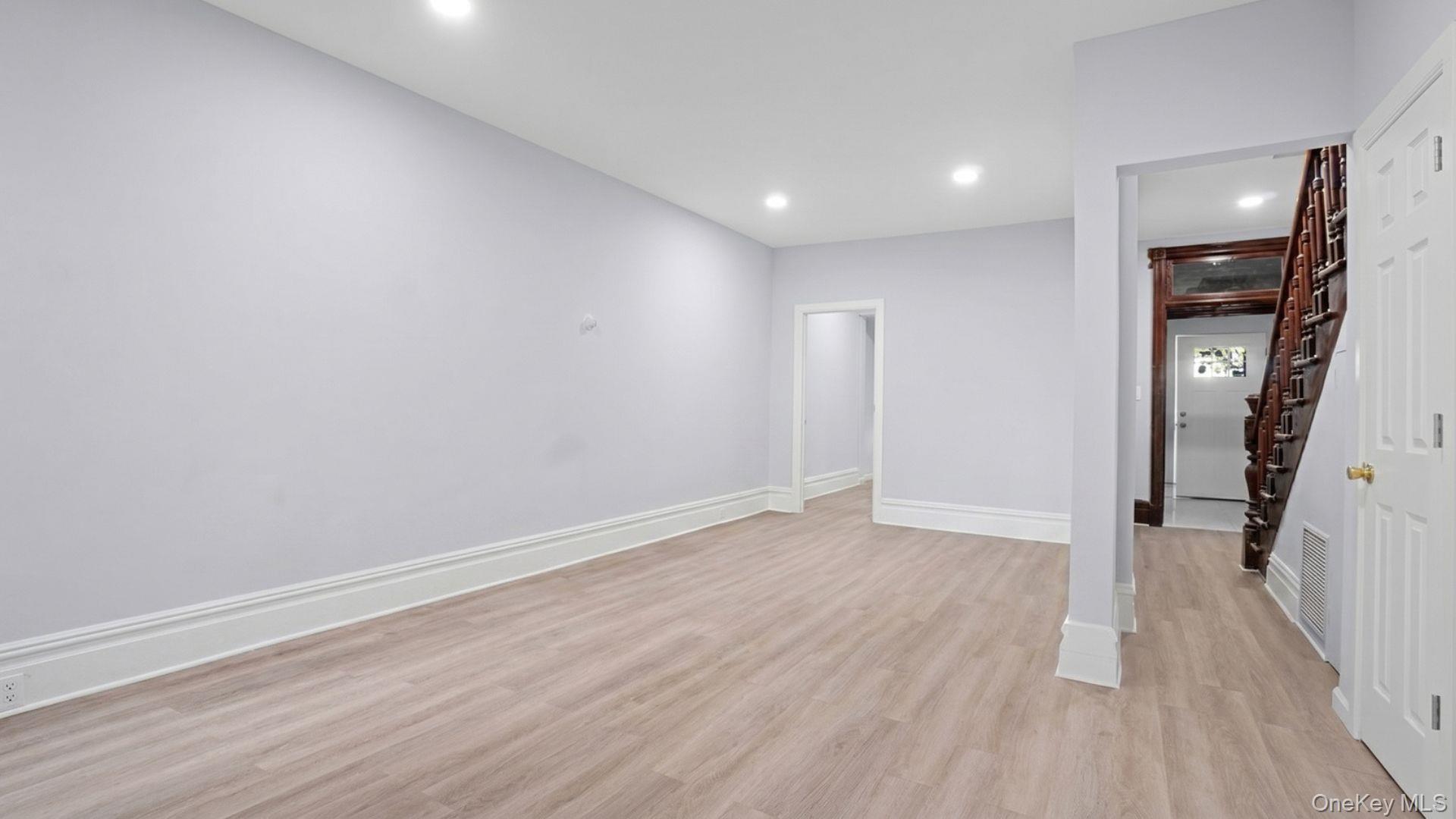 Single Family 182nd  Bronx, NY 10457, MLS-986350-9