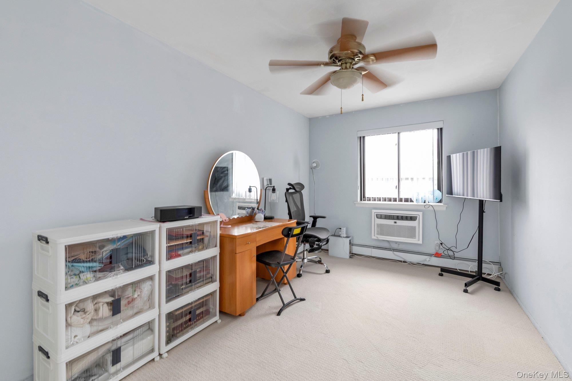 Condo Riverside  Queens, NY 11357, MLS-986351-11