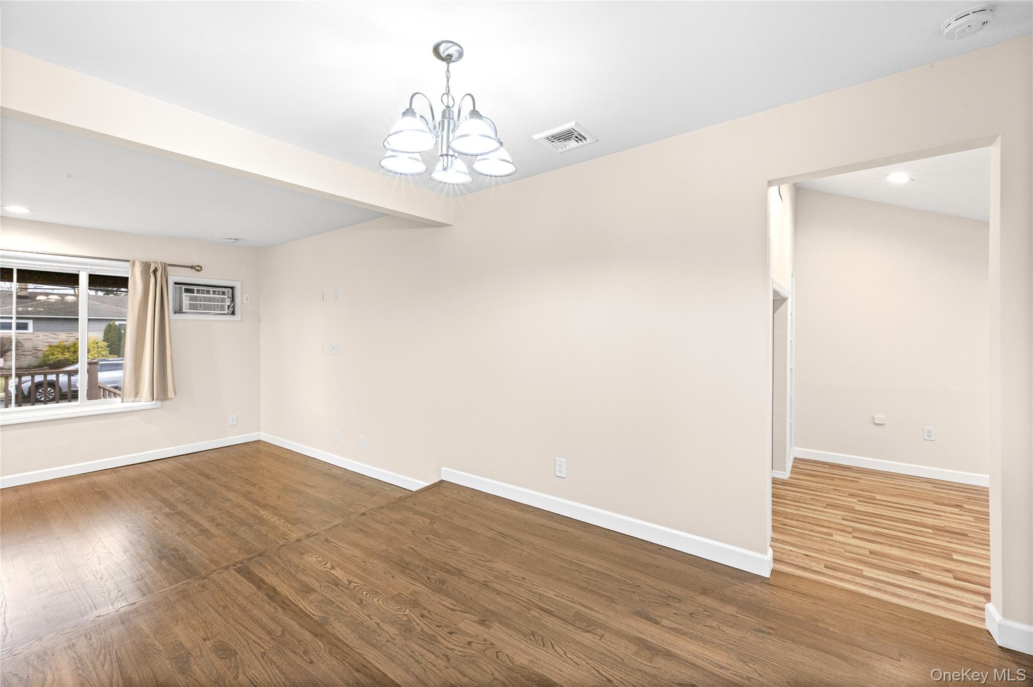 Single Family Gardiner  Suffolk County, NY 11706, MLS-986360-13