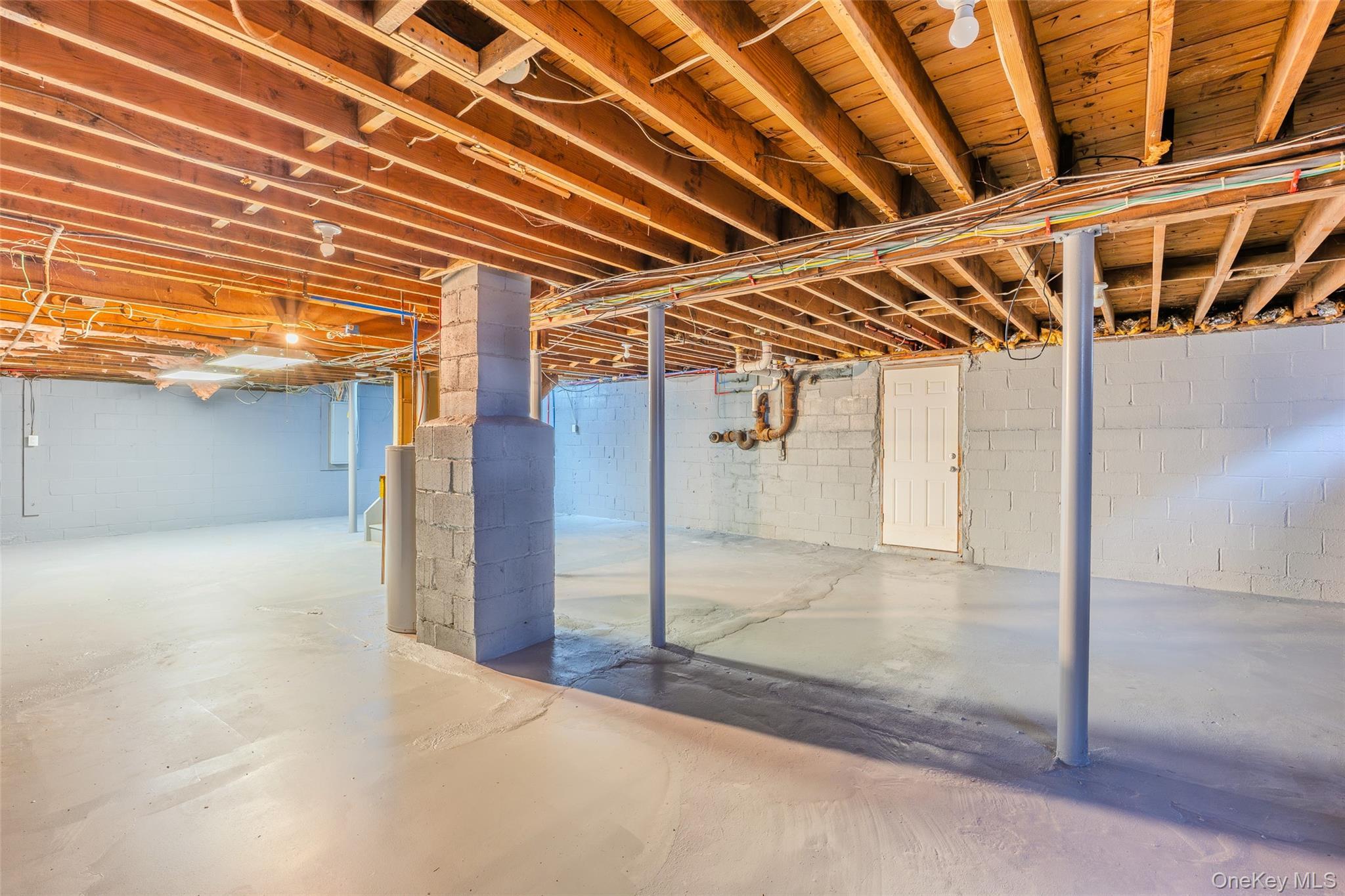 Single Family Gardiner  Suffolk County, NY 11706, MLS-986360-23