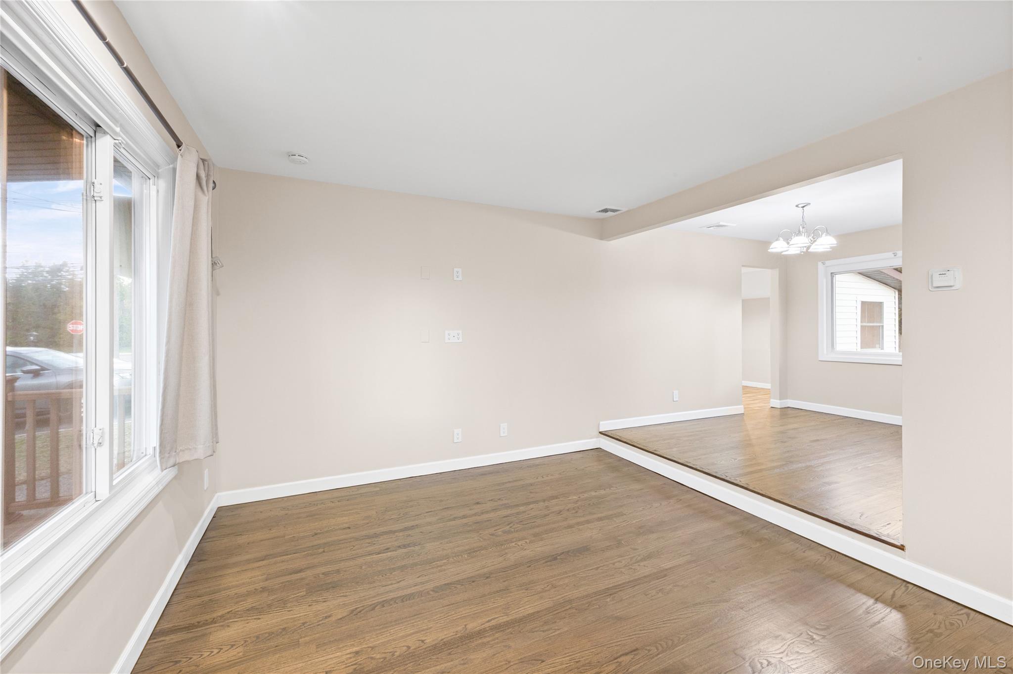 Single Family Gardiner  Suffolk County, NY 11706, MLS-986360-7