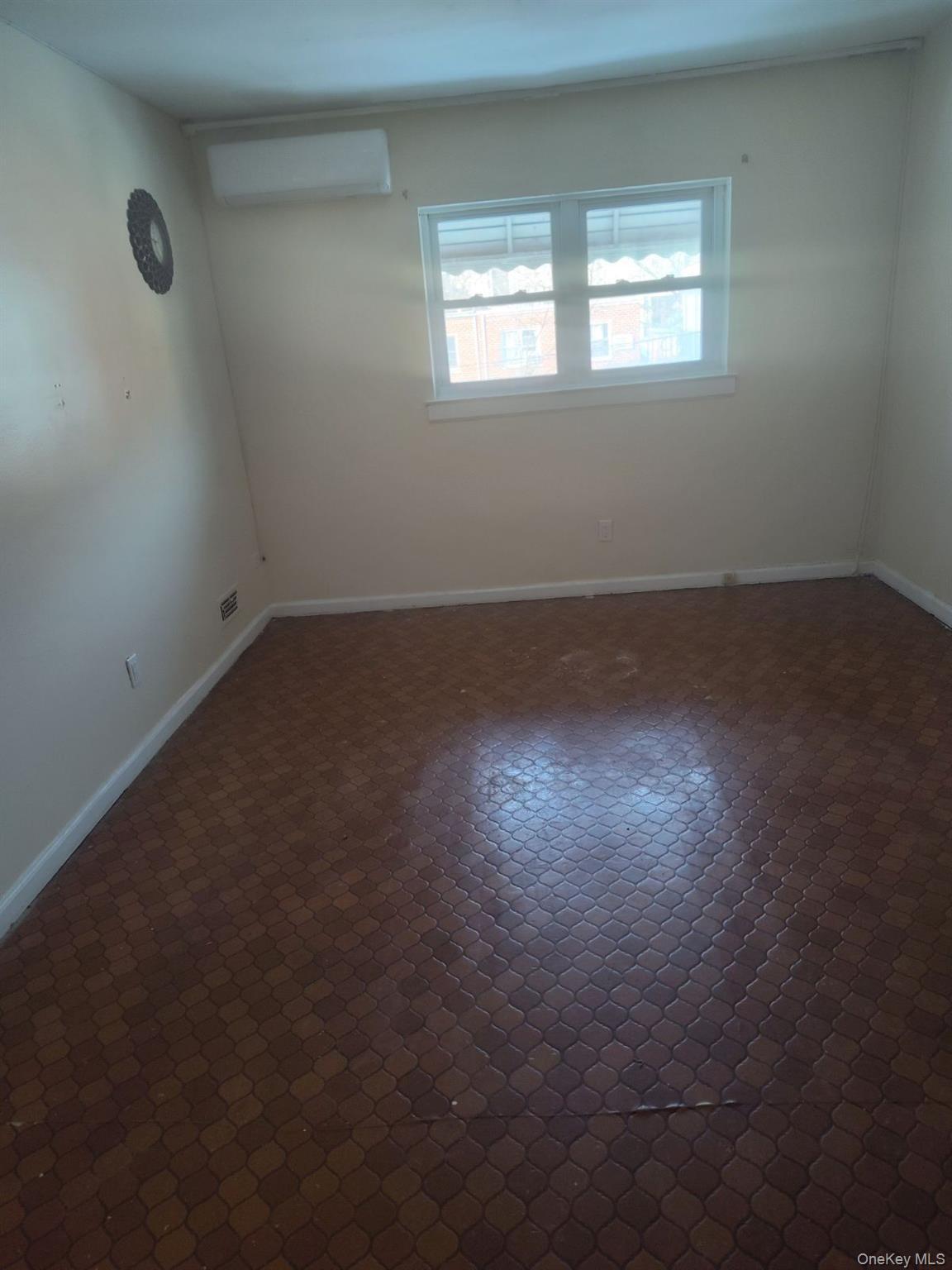 Single Family Chatterton  Bronx, NY 10472, MLS-986376-3