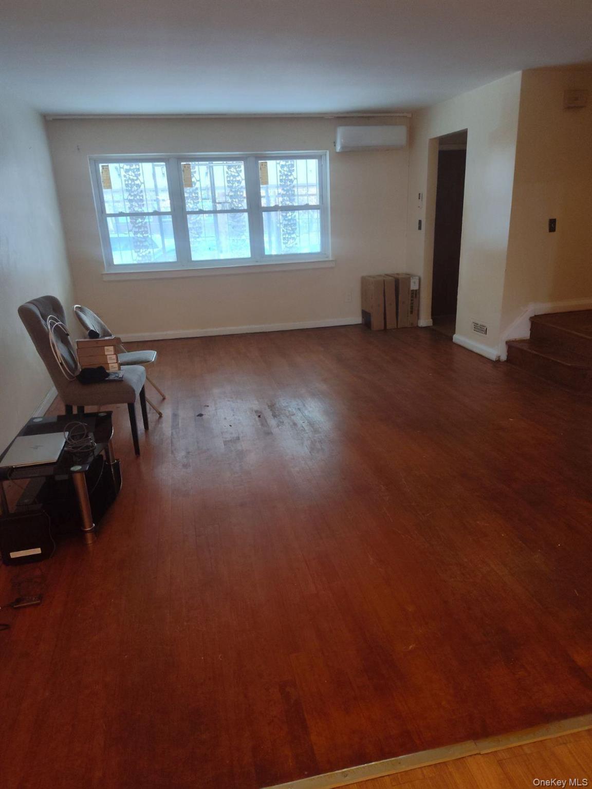 Single Family Chatterton  Bronx, NY 10472, MLS-986376-8