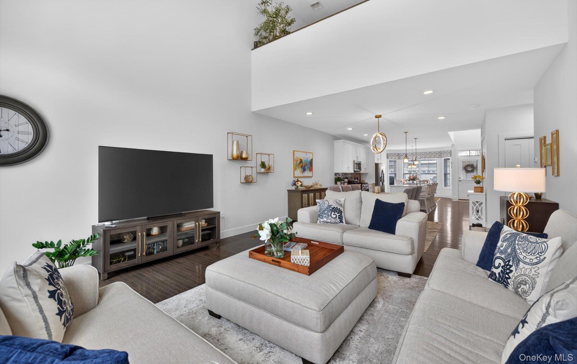 Condo Bellflower  Suffolk County, NY 11787, MLS-986377-19