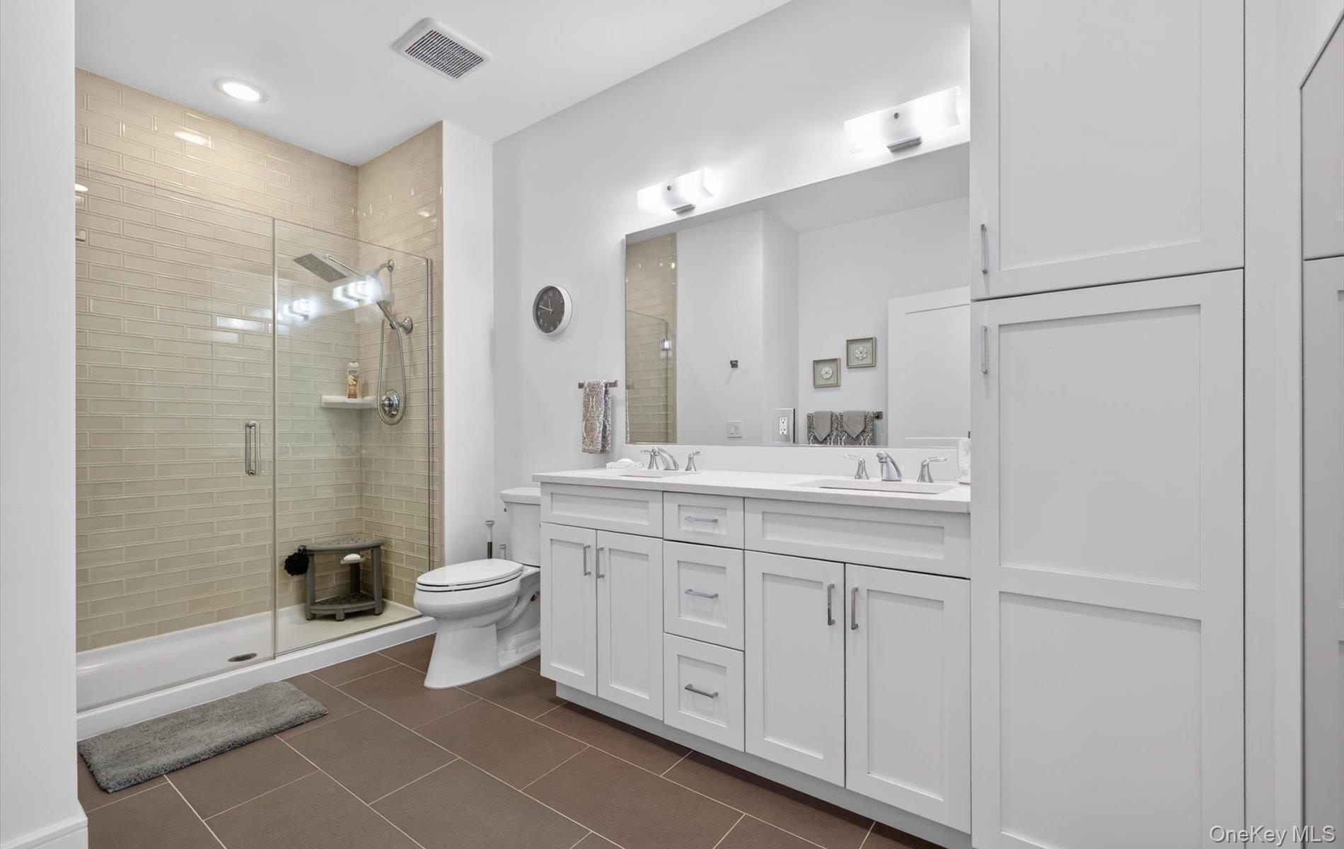 Condo Bellflower  Suffolk County, NY 11787, MLS-986377-23