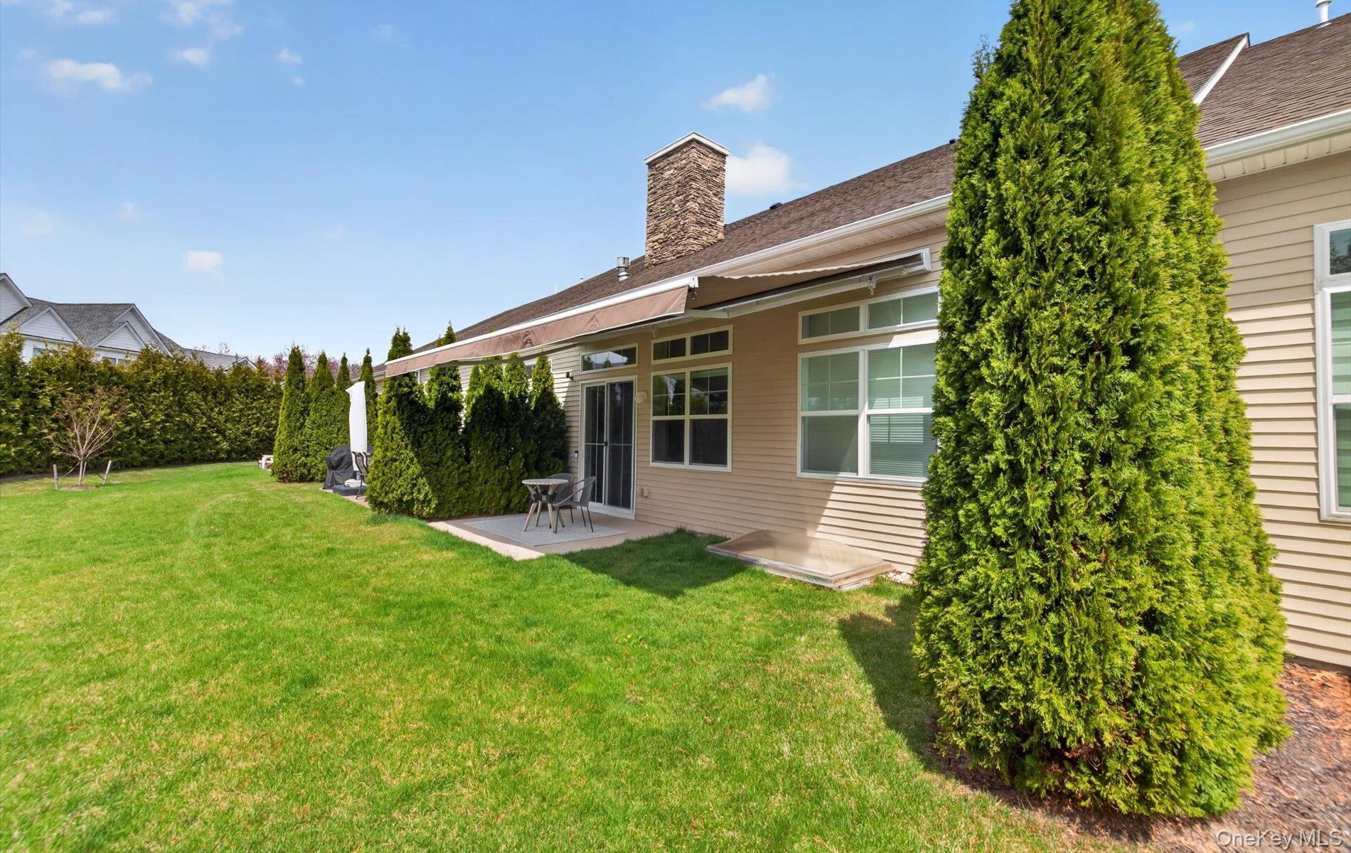 Condo Bellflower  Suffolk County, NY 11787, MLS-986377-43