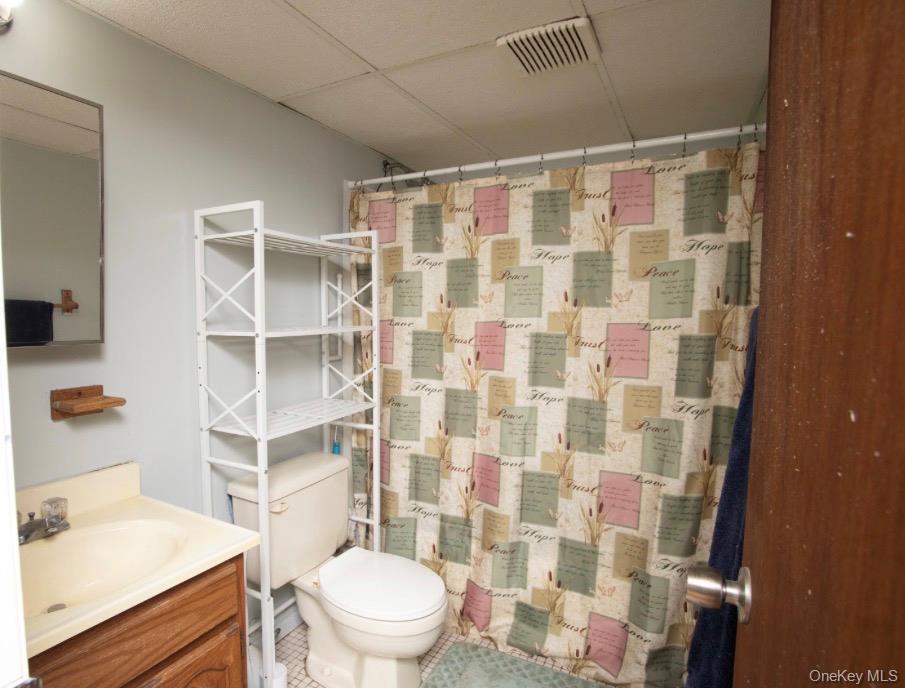 Single Family Robinwood  Suffolk County, NY 11967, MLS-986383-9