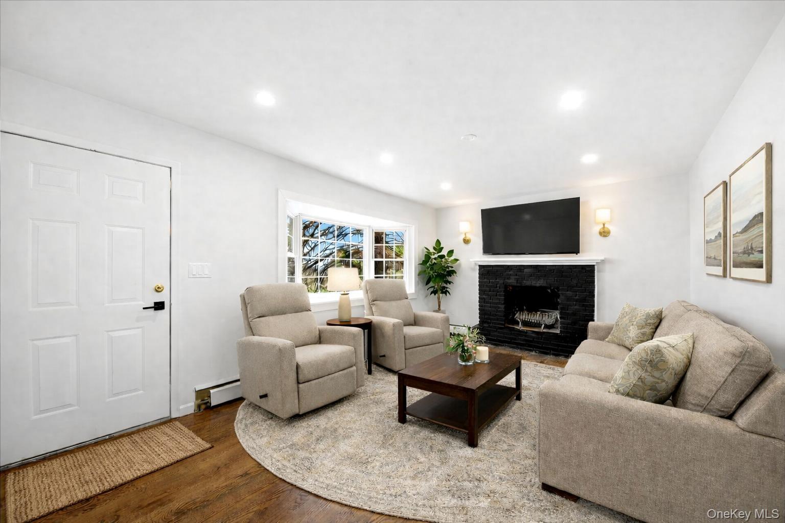 Single Family Hillcrest  Dutchess County, NY 12603, MLS-986388-4