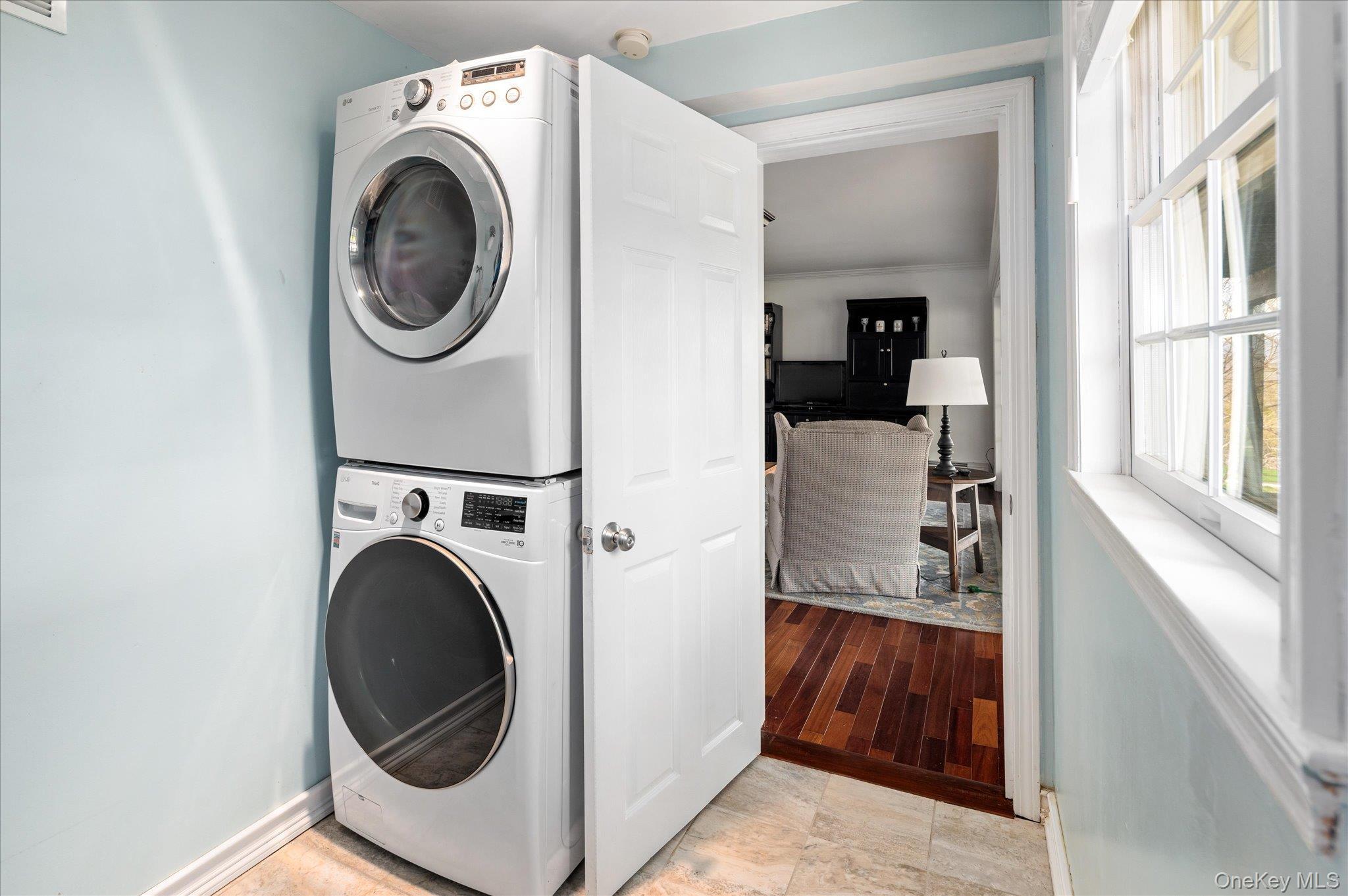 Single Family Mooney Hill  Putnam County, NY 12563, MLS-986391-23