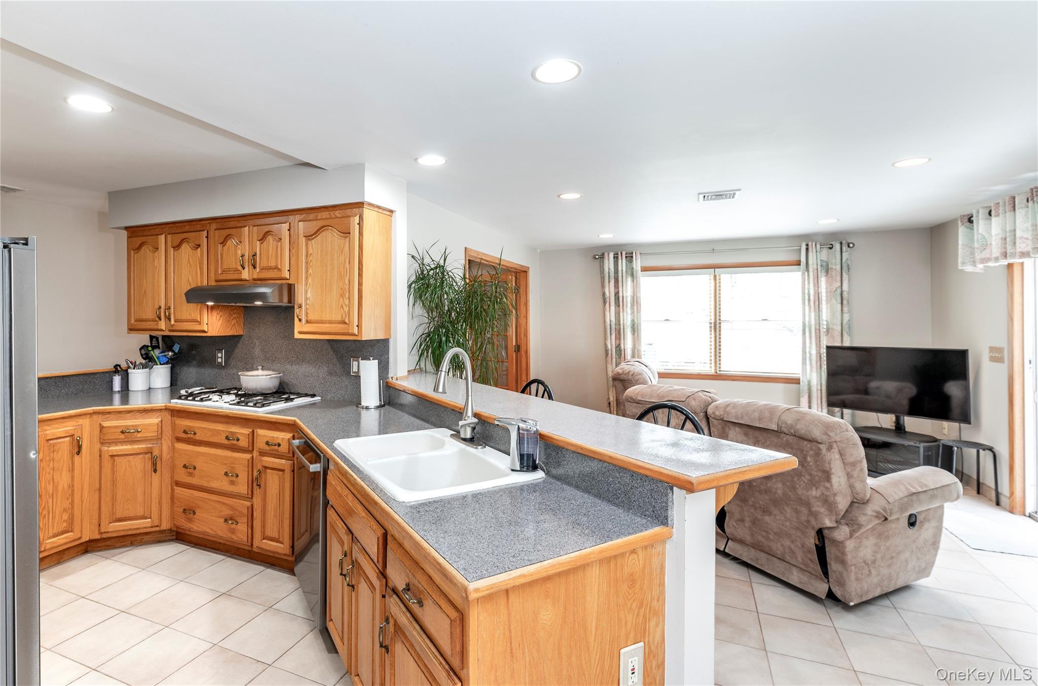 Single Family Lake  Rockland County, NY 10989, MLS-986394-8