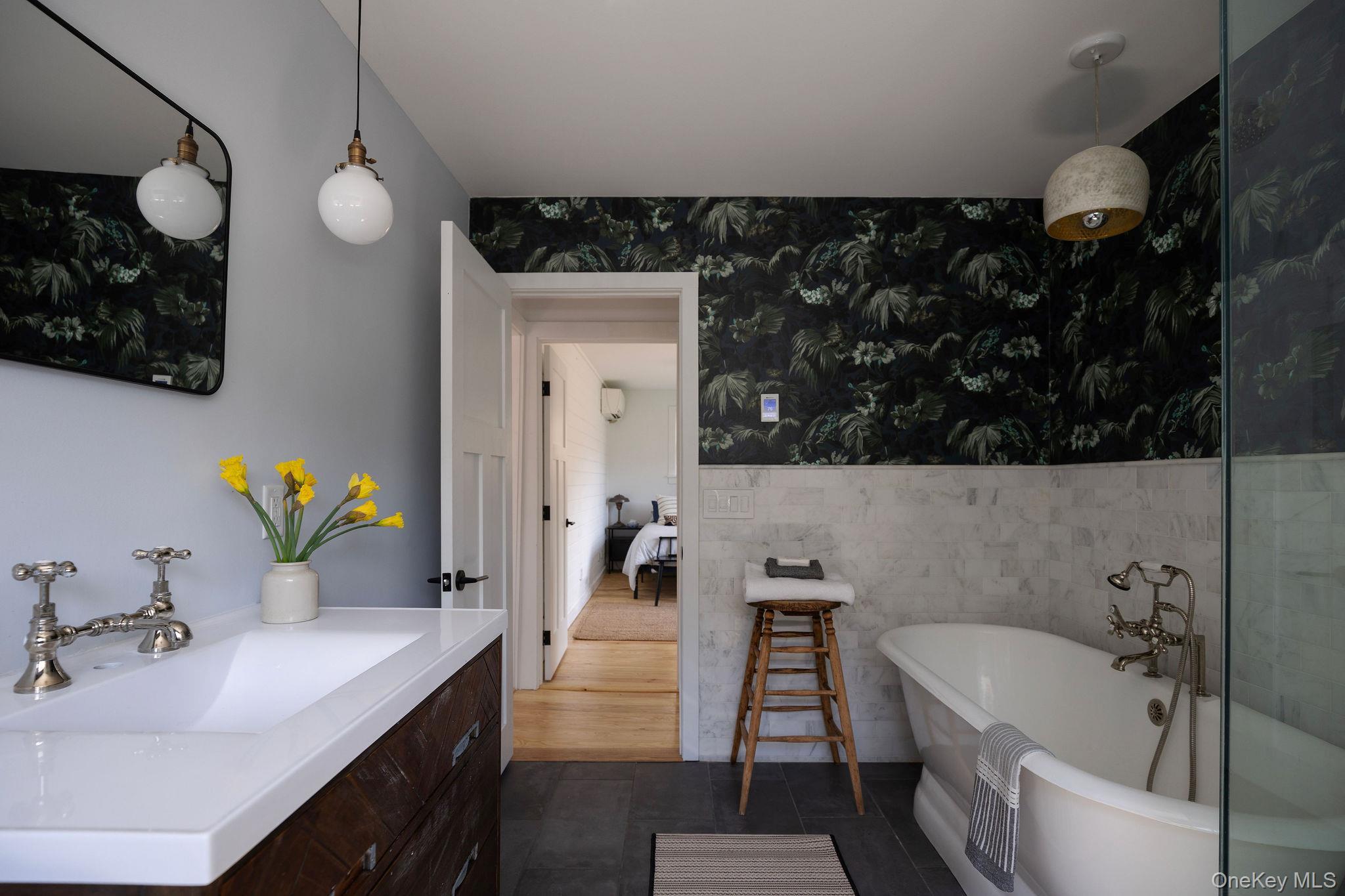 Single Family Hallihans Hill  Ulster County, NY 12401, MLS-986405-12