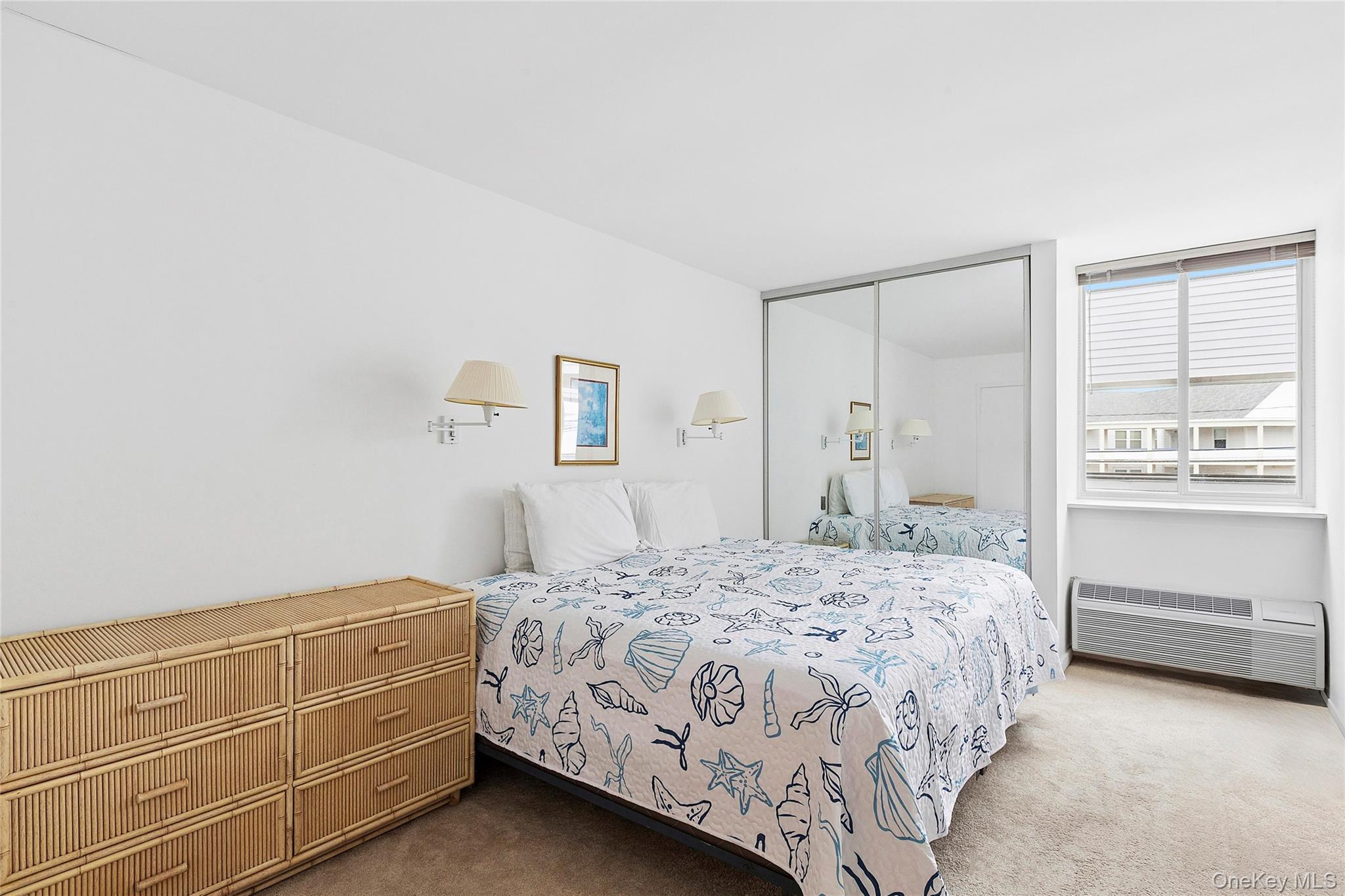 Condo Dune  Suffolk County, NY 11978, MLS-986421-6