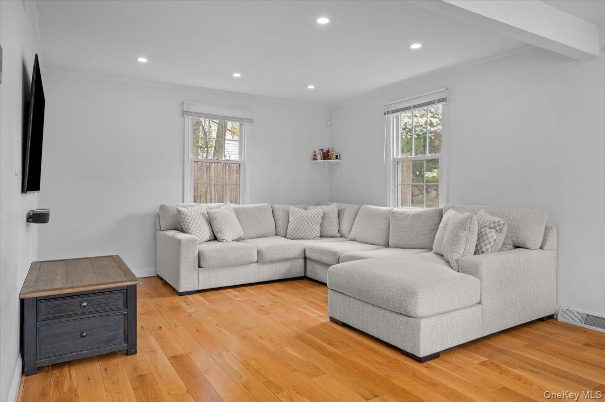 Single Family Keystone Aka 6 Cantitoe  Westchester County, NY 10710, MLS-986422-10