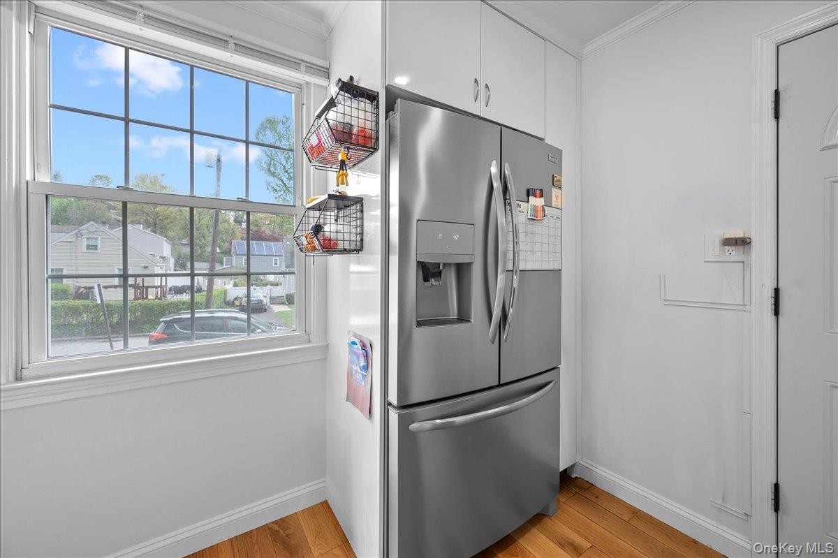 Single Family Keystone Aka 6 Cantitoe  Westchester County, NY 10710, MLS-986422-21