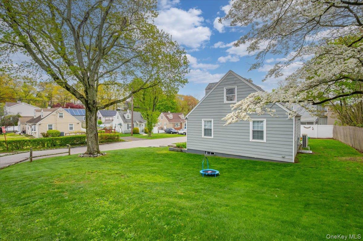 Single Family Keystone Aka 6 Cantitoe  Westchester County, NY 10710, MLS-986422-6
