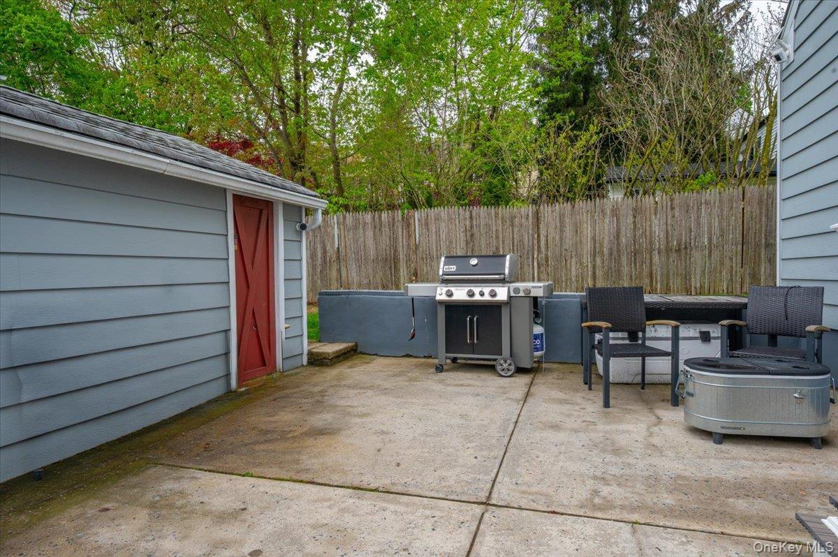 Single Family Keystone Aka 6 Cantitoe  Westchester County, NY 10710, MLS-986422-8