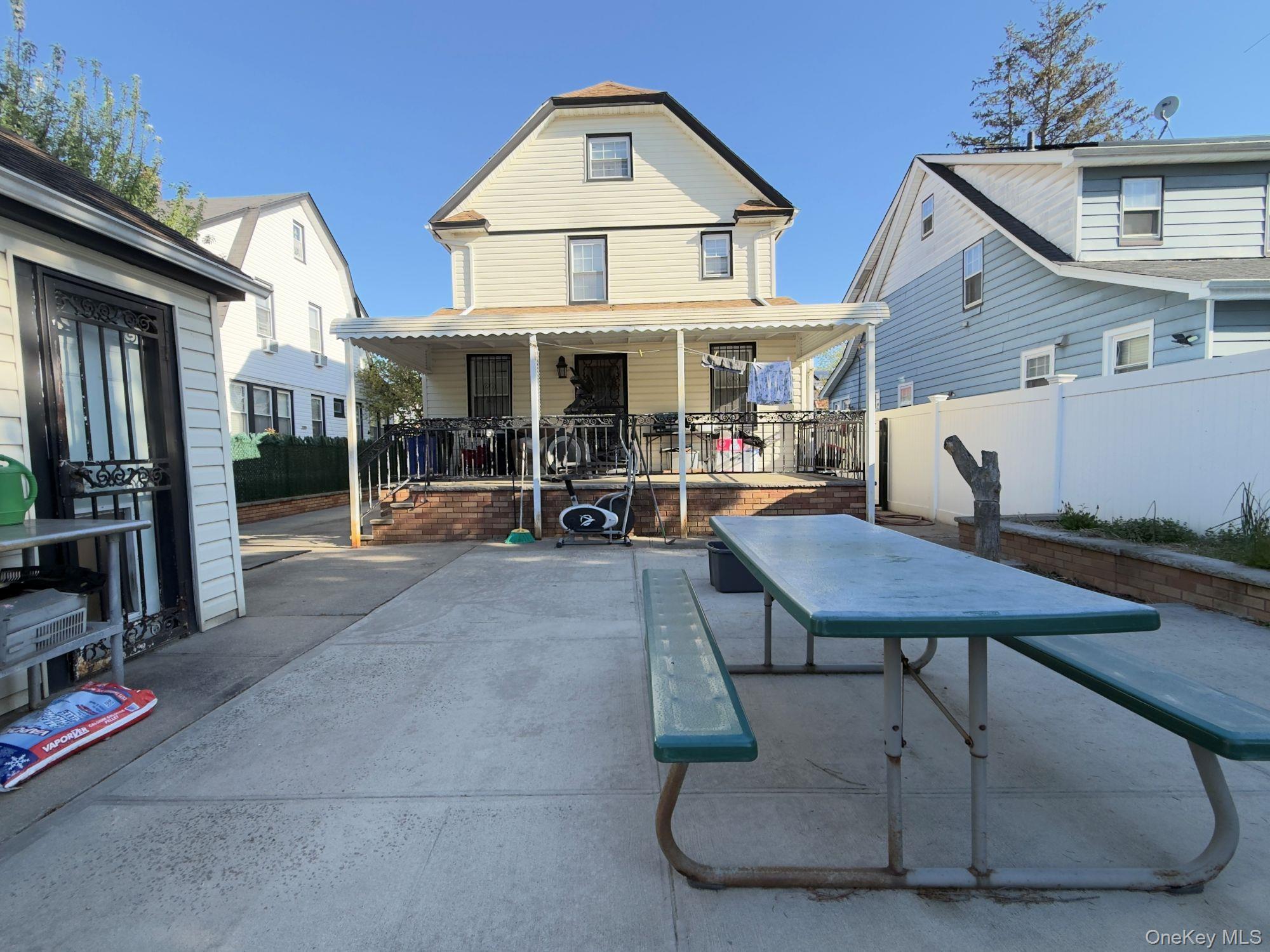 Single Family 110th Queens, NY 11429, MLS-986433-28