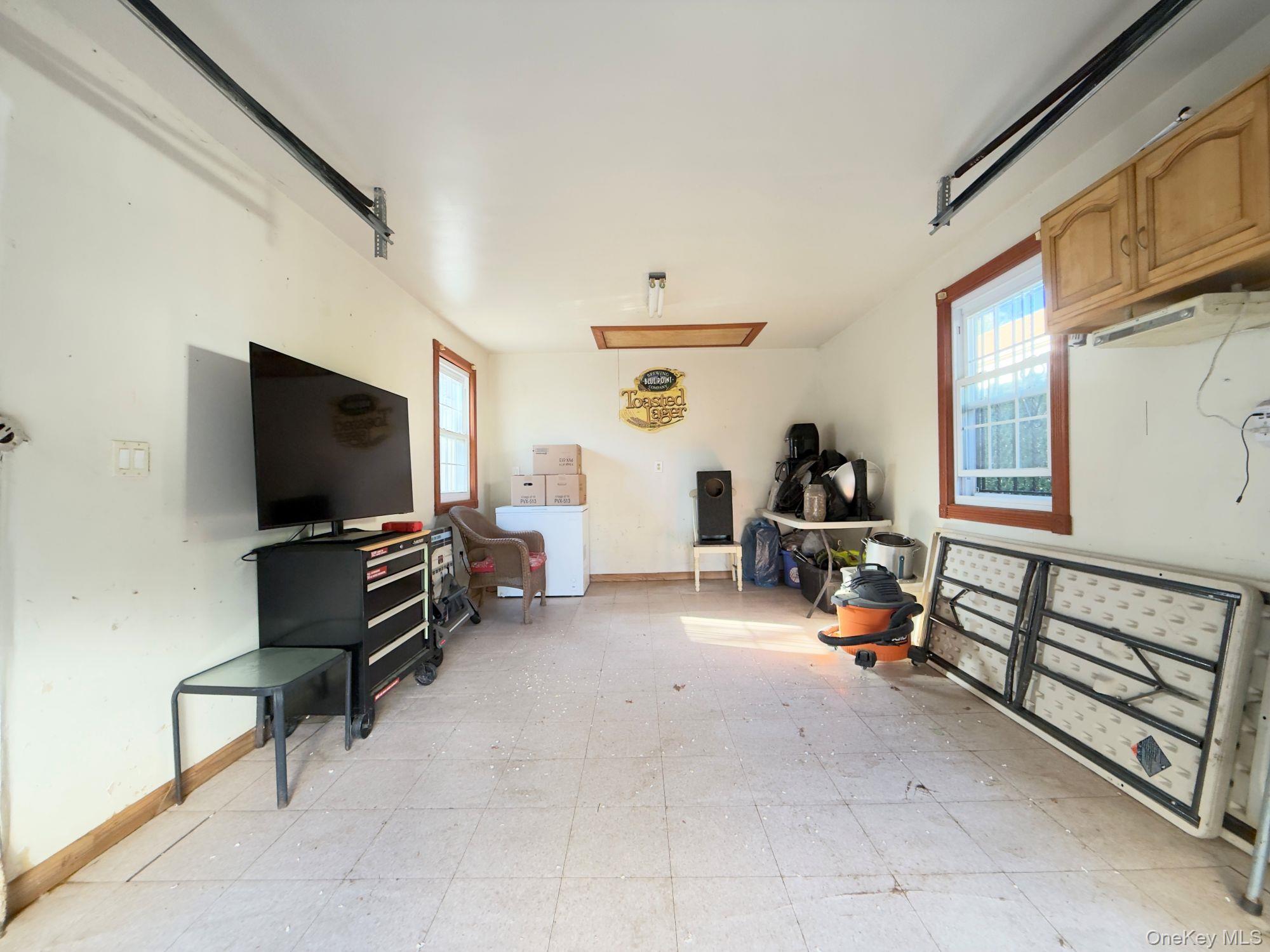 Single Family 110th Queens, NY 11429, MLS-986433-31
