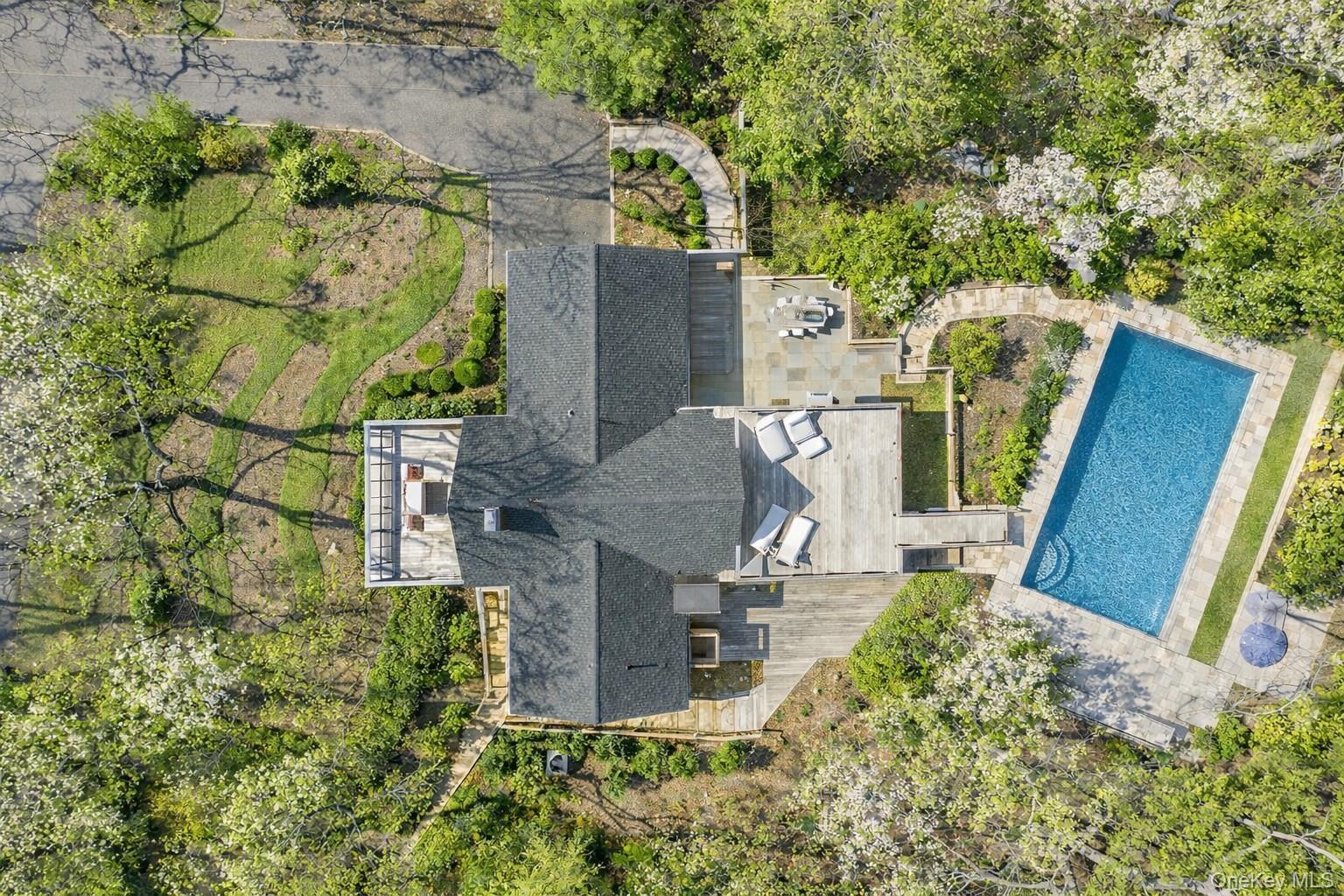 Single Family Peters Path Suffolk County, NY 11937, MLS-986450-26