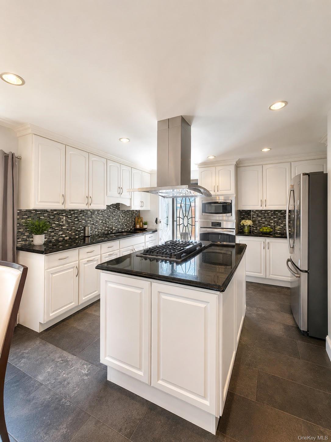 Single Family 33rd Avenue Queens, NY 11361, MLS-986473-4